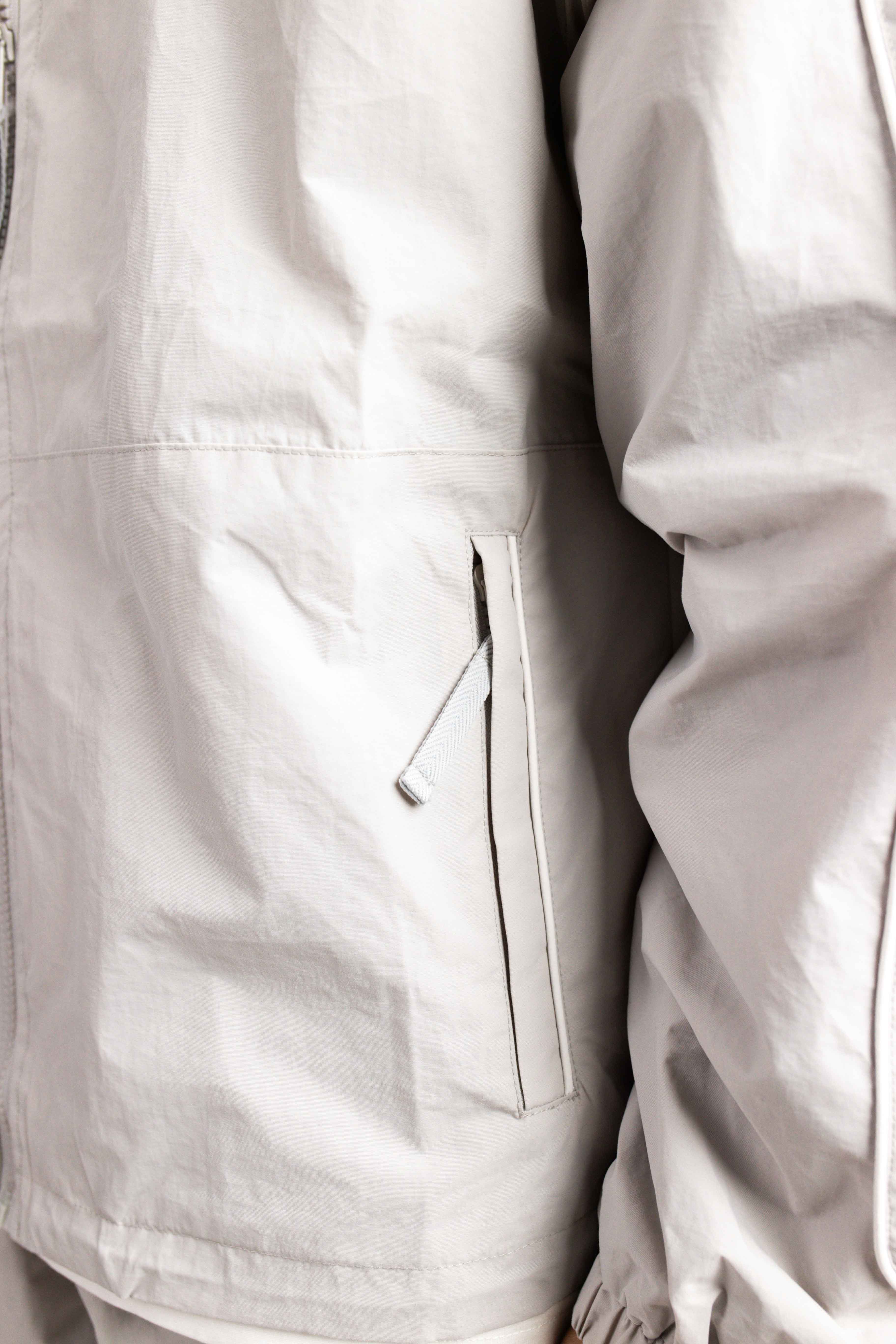 TRACKJACKET REMOVABLE HOOD LIGHT GREY