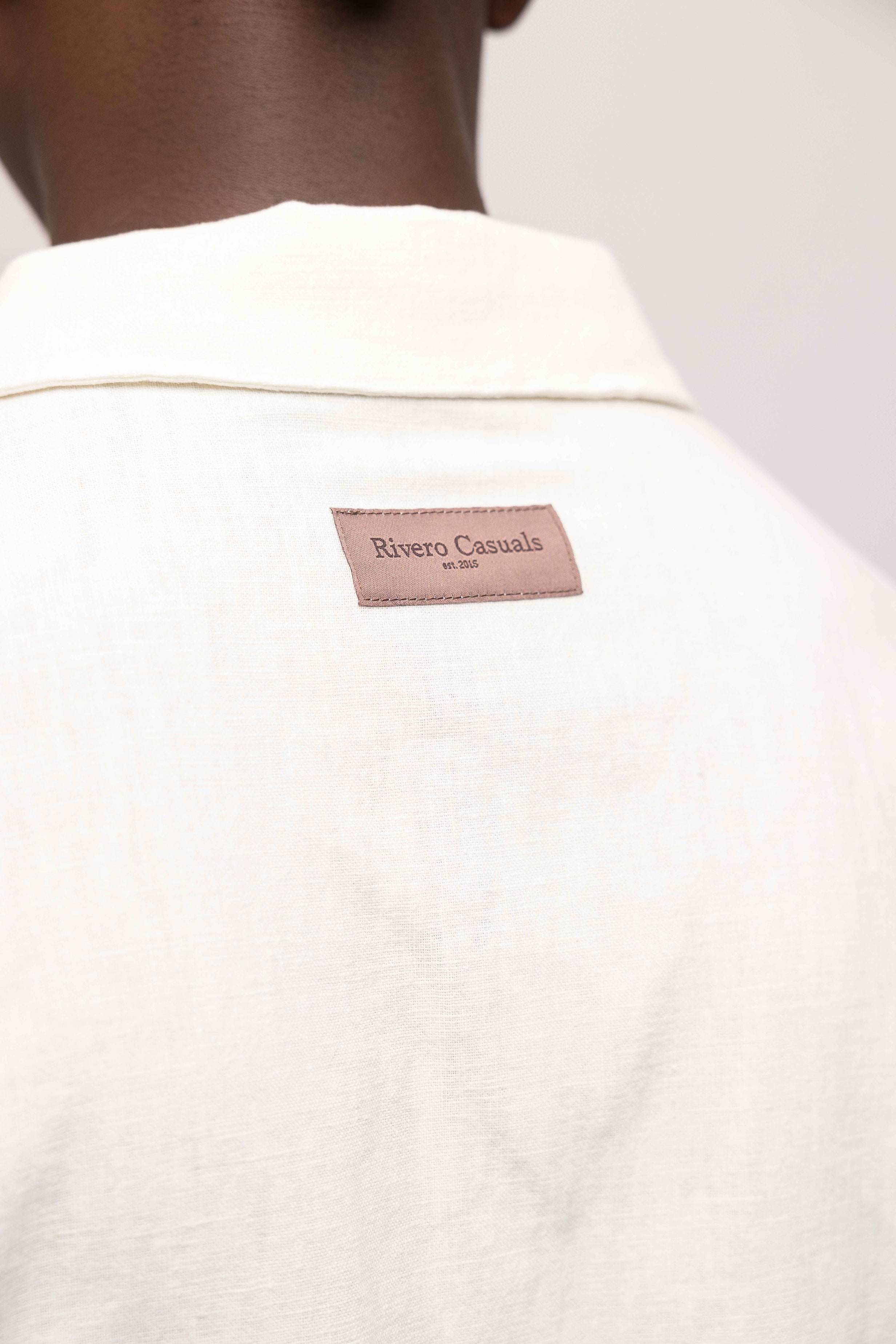 LINEN SHIRT QUARTER BUTTON WHITE