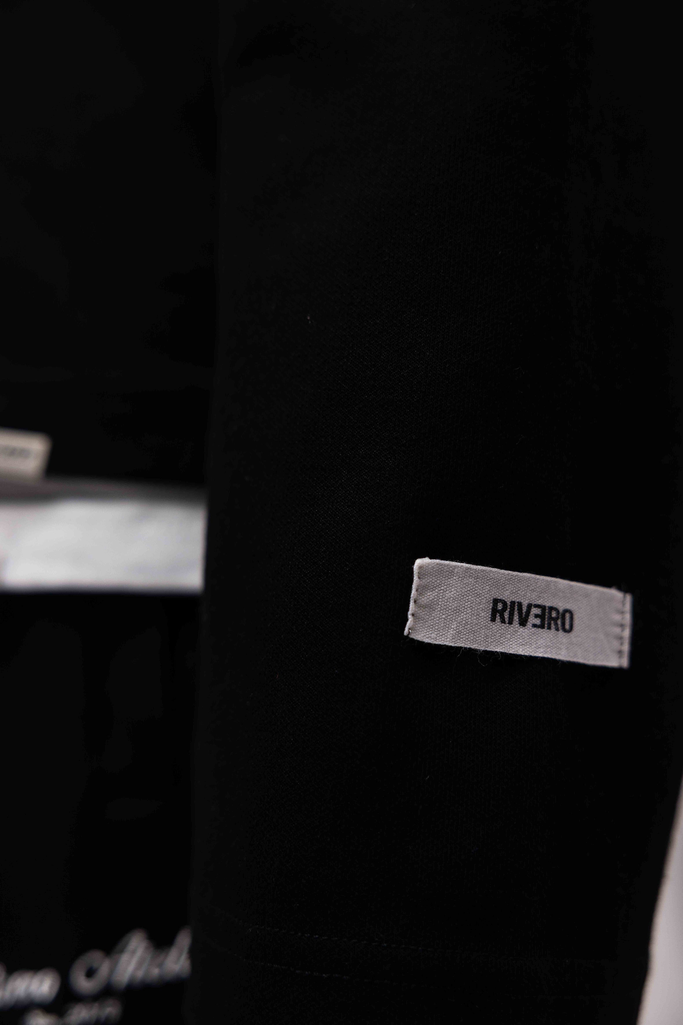 POLO LONGSLEEVE BLACK