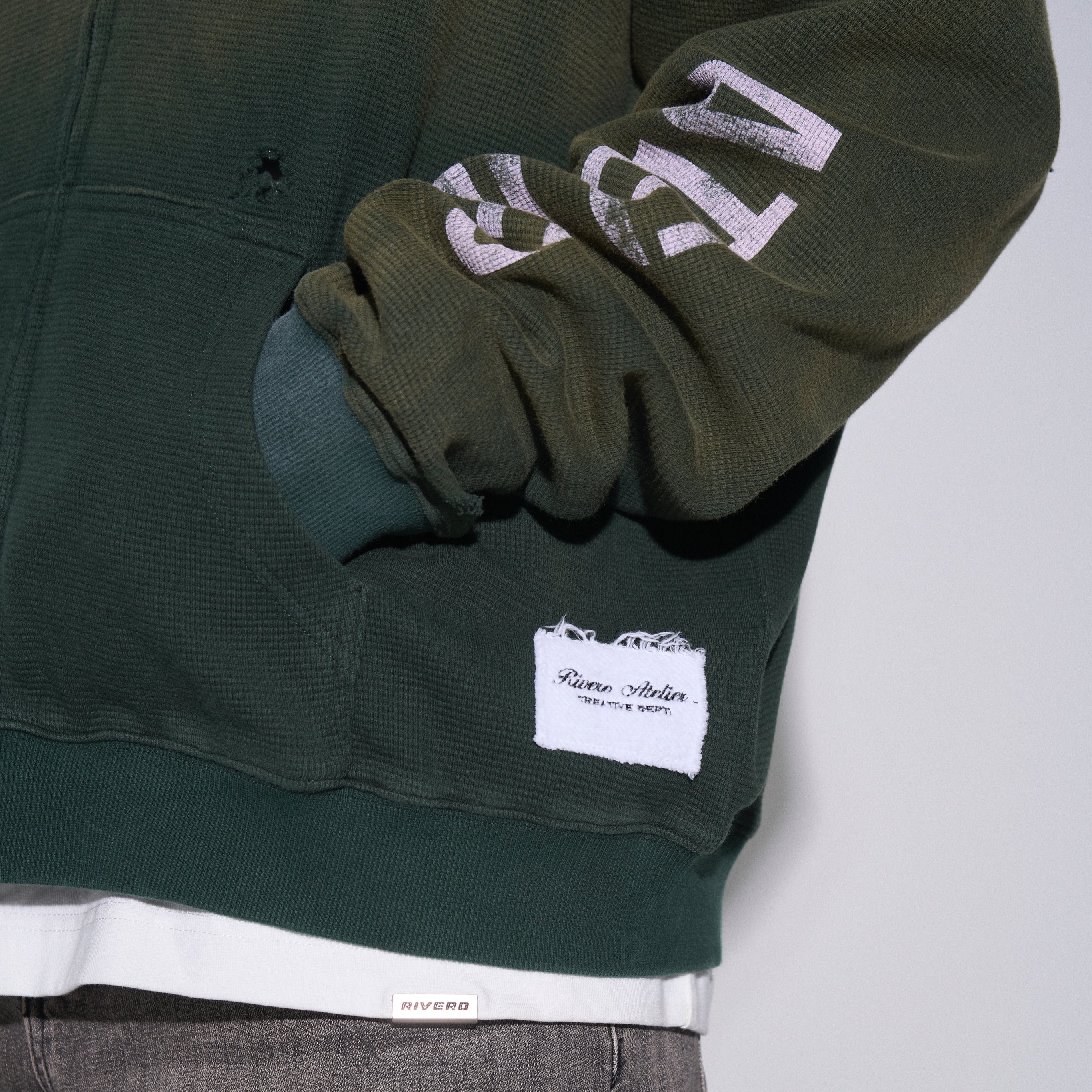 INTL. WASHED WAFFLE ZIP HOODIE GREEN