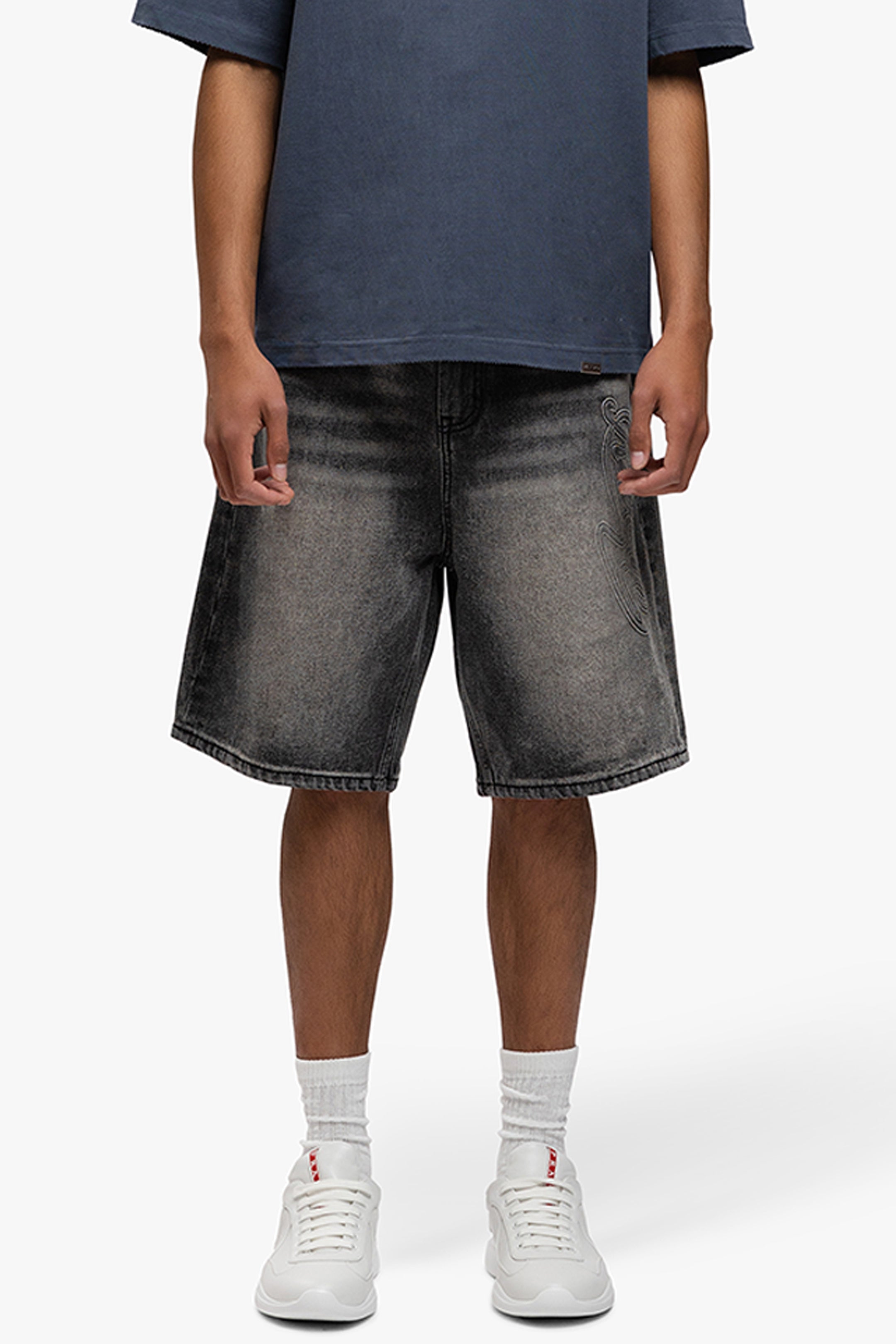 SCRIPT EMBOSSED DENIM SHORTS BLACK