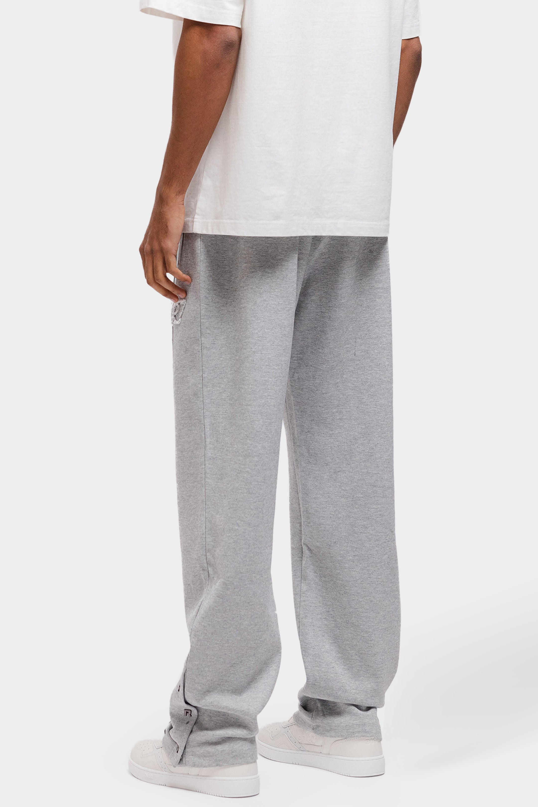 URBAN STRAIGHT LEG JOGGER GREY