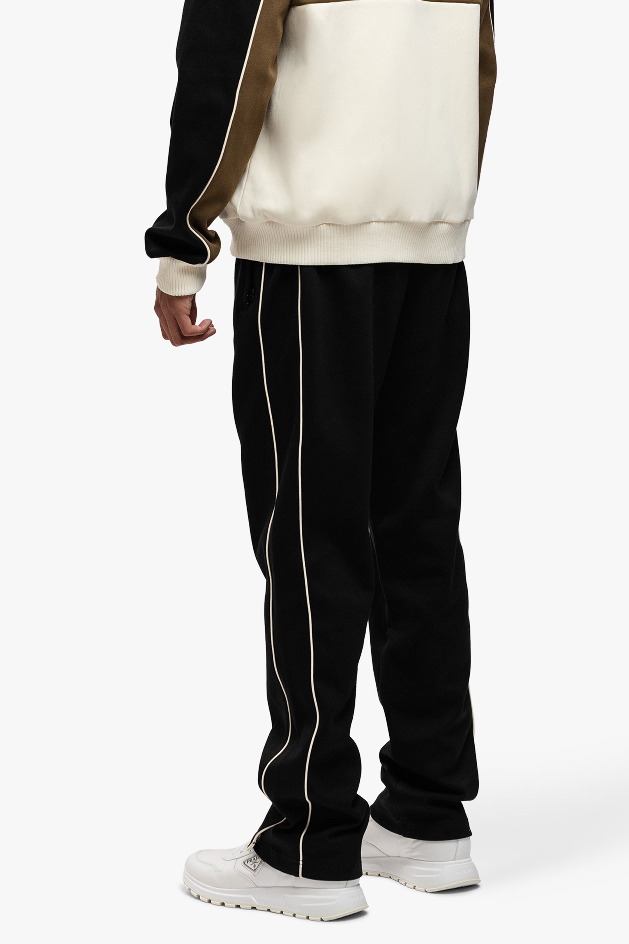 BUTTONED JOGGER BLACK