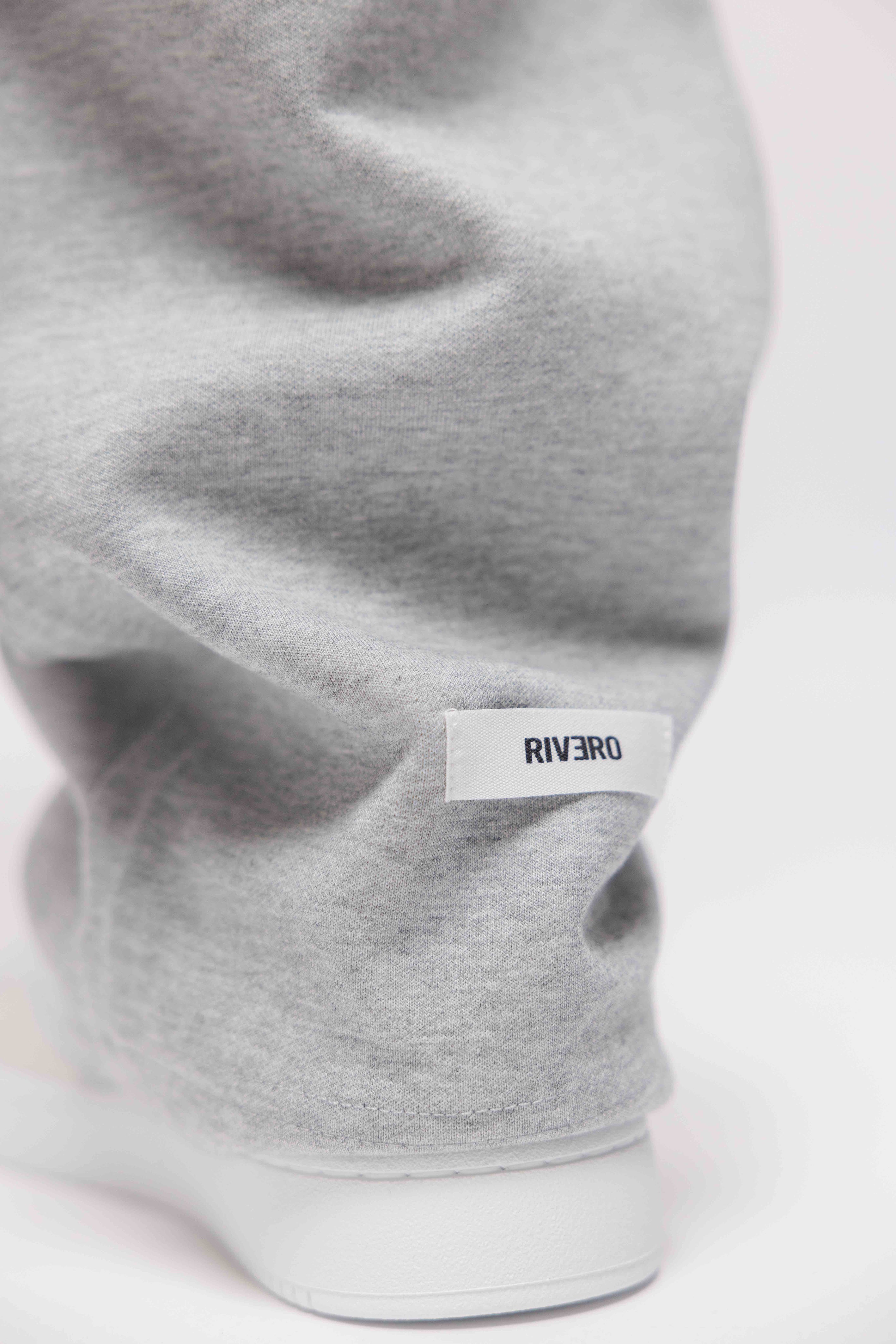 JOGGER GREY