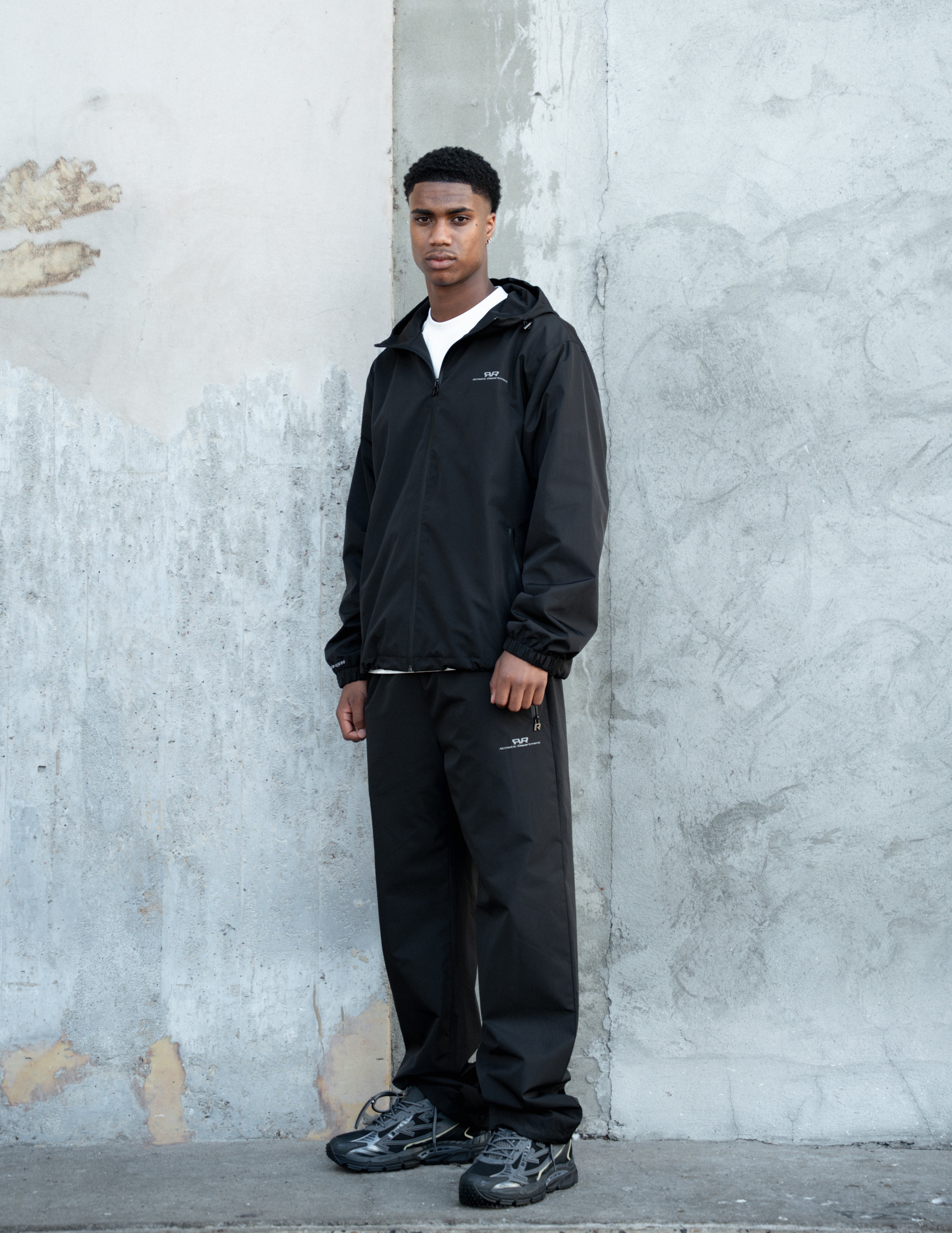 PHANTOM NYLON TRACKPANTS BLACK