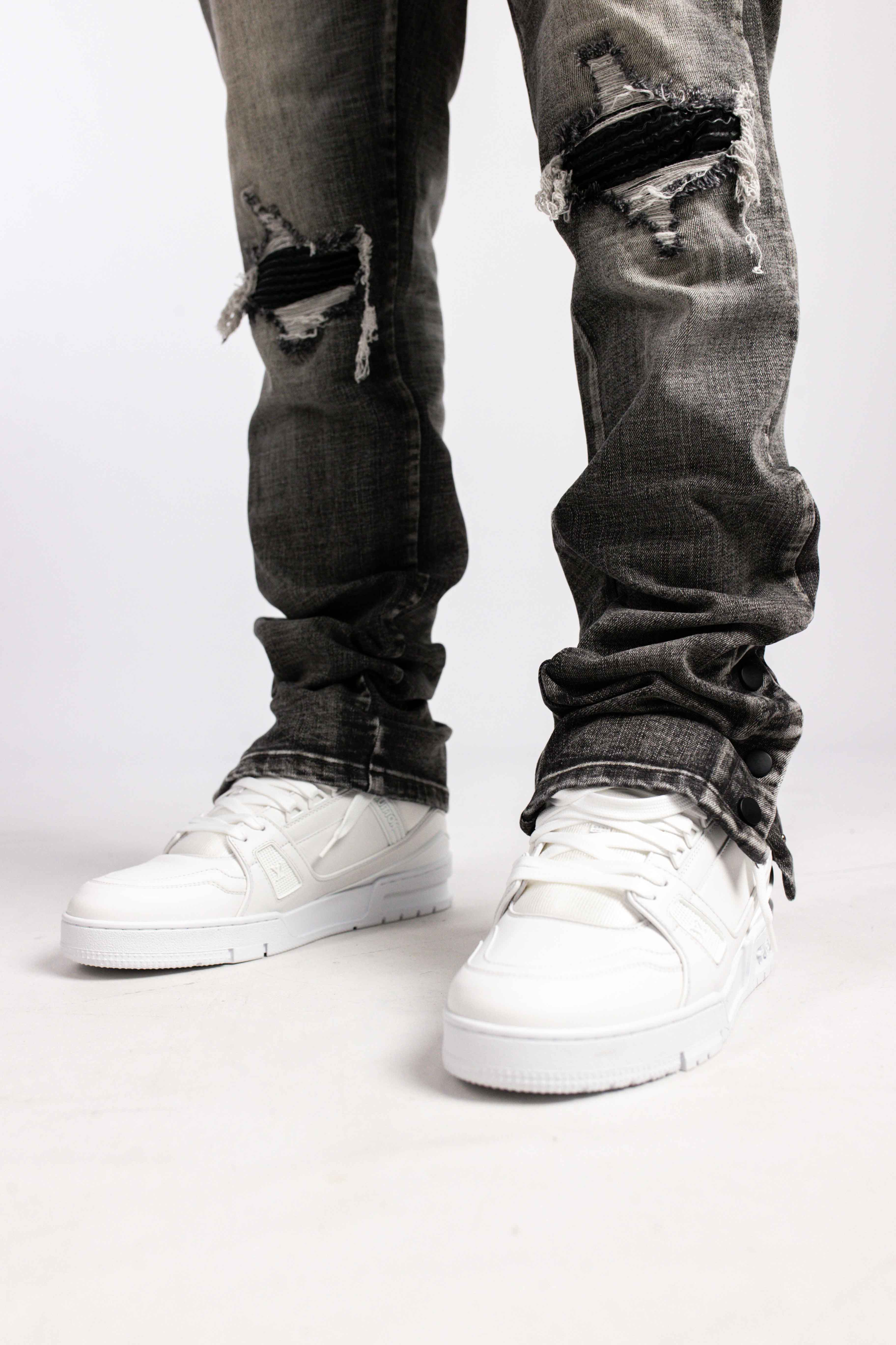 BUTTON RIPPED DENIM JEANS GREY