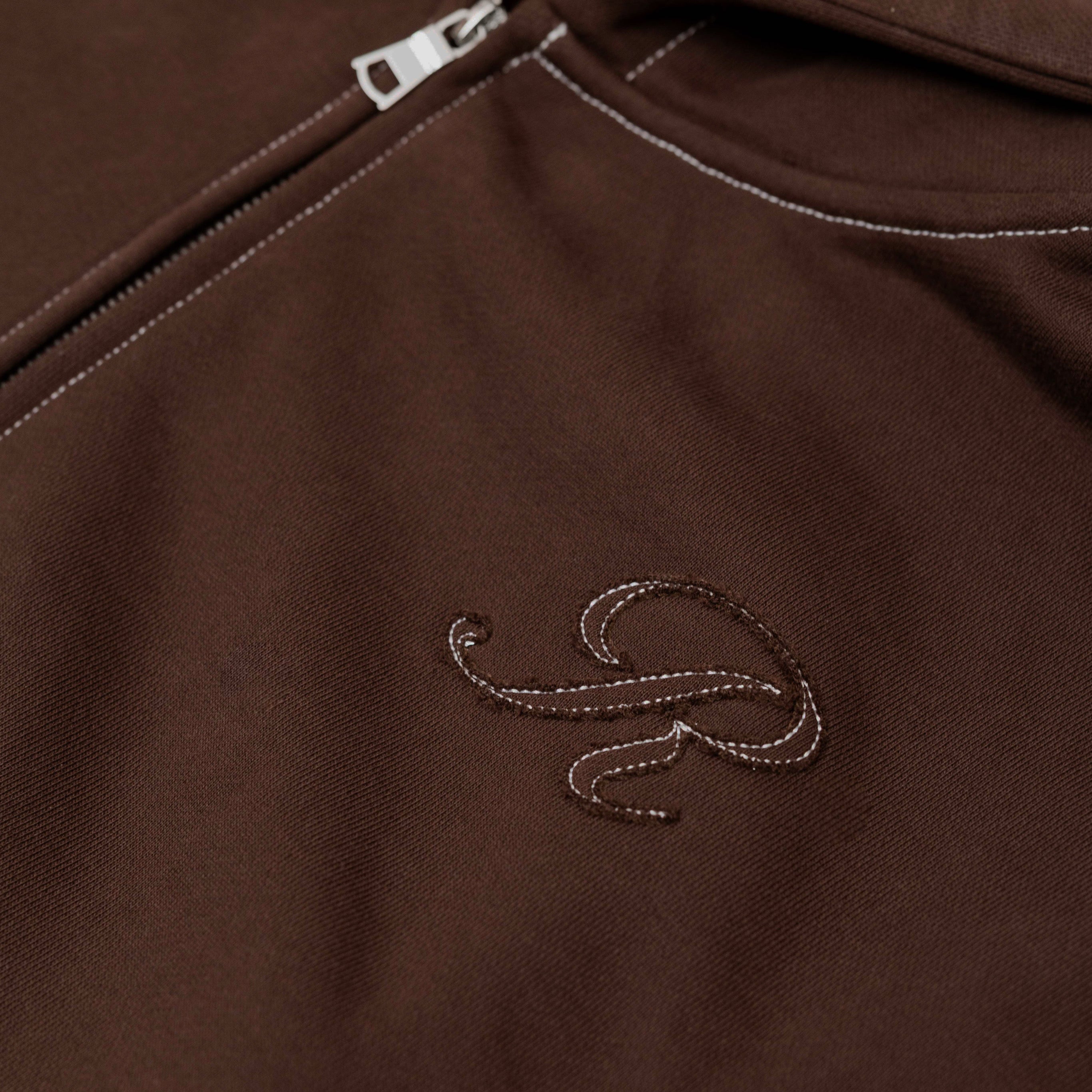 SEAMS ZIP HOODIE BROWN
