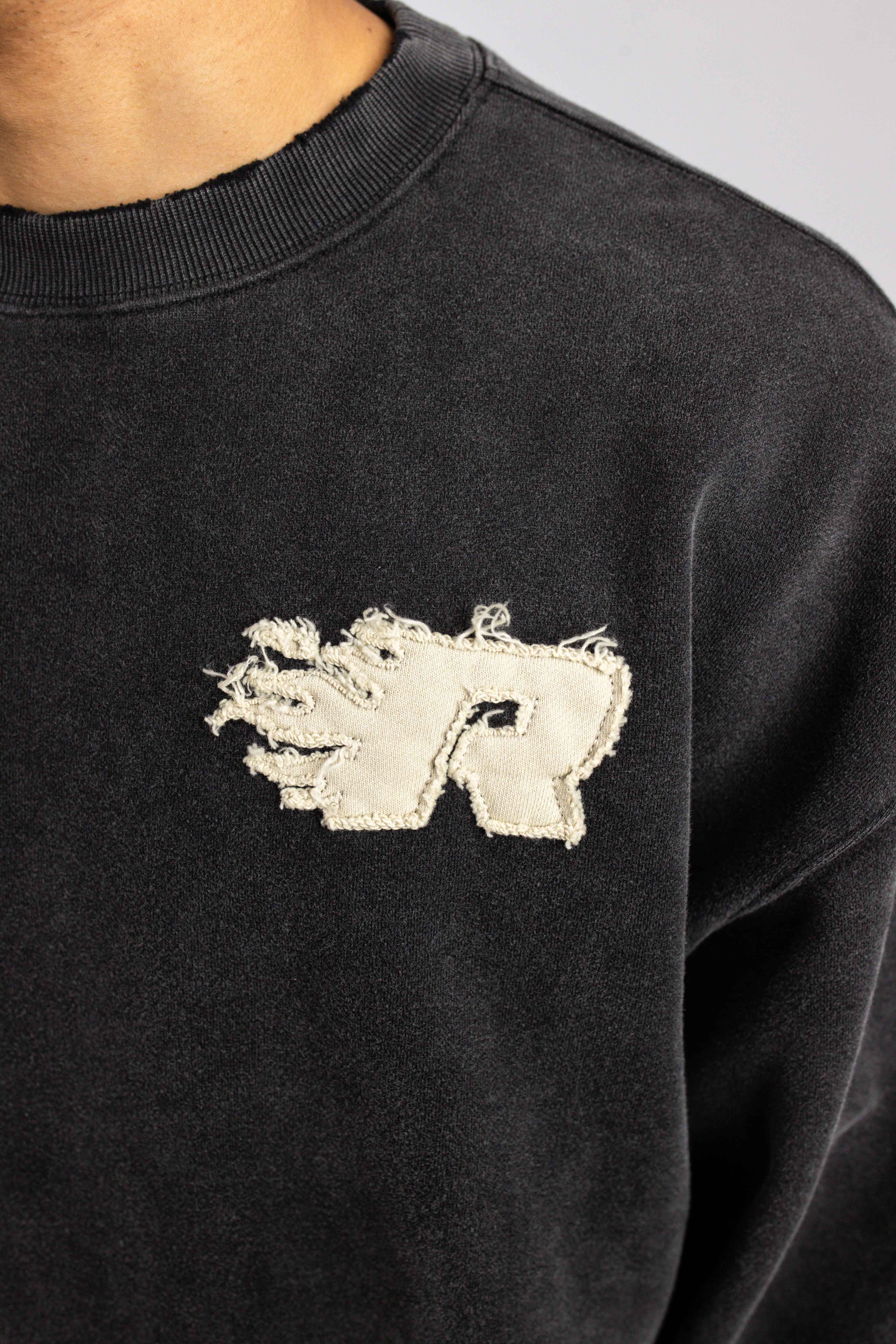 SCRIPT WASHED SWEATER BLACK