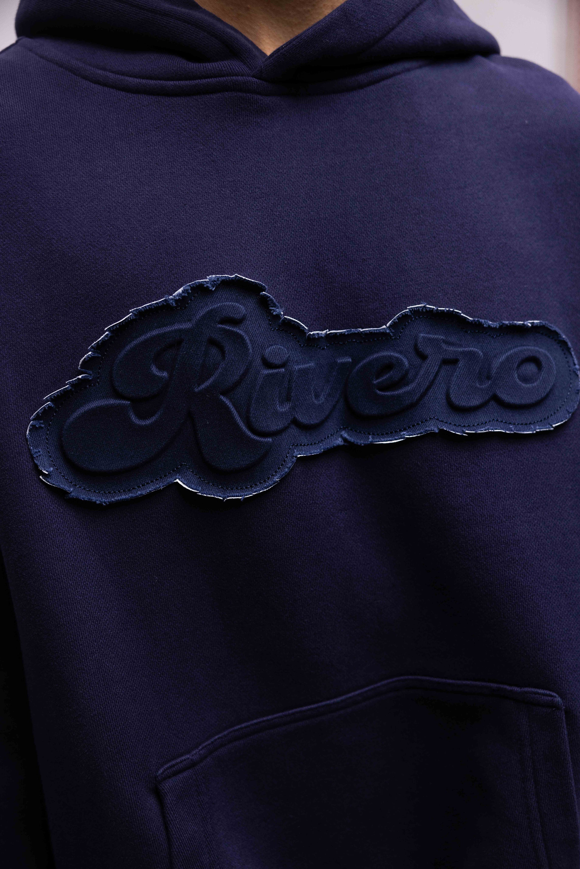 EMBOSSED HOODIE NAVY
