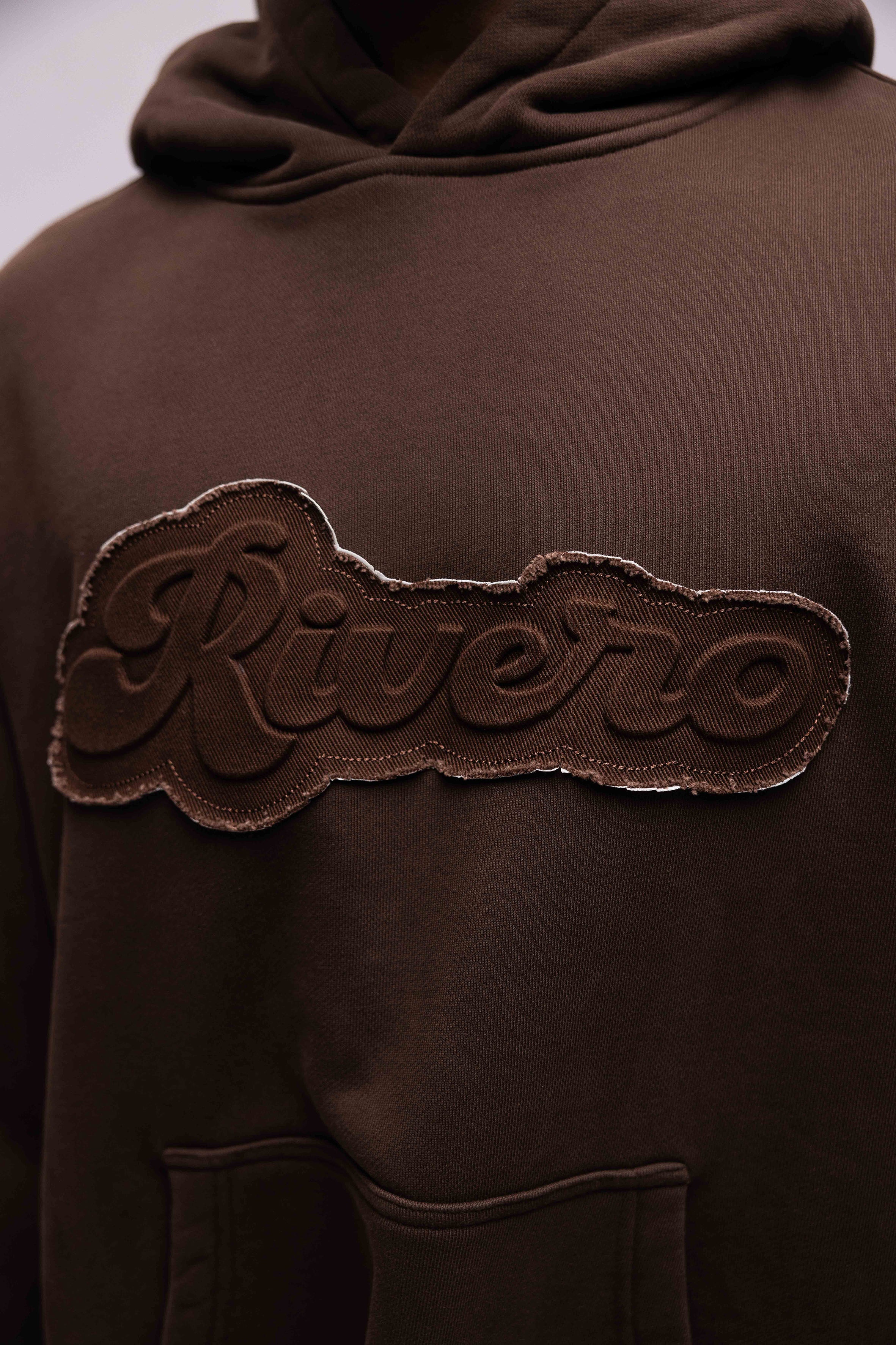 EMBOSSED HOODIE BROWN