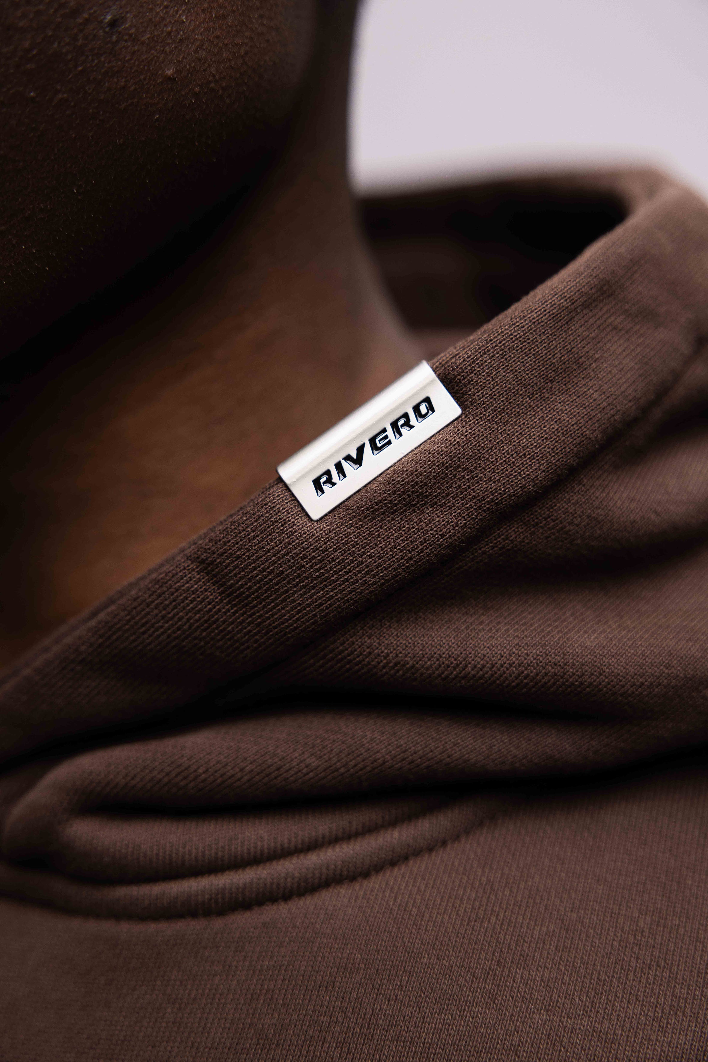 EMBOSSED HOODIE BROWN