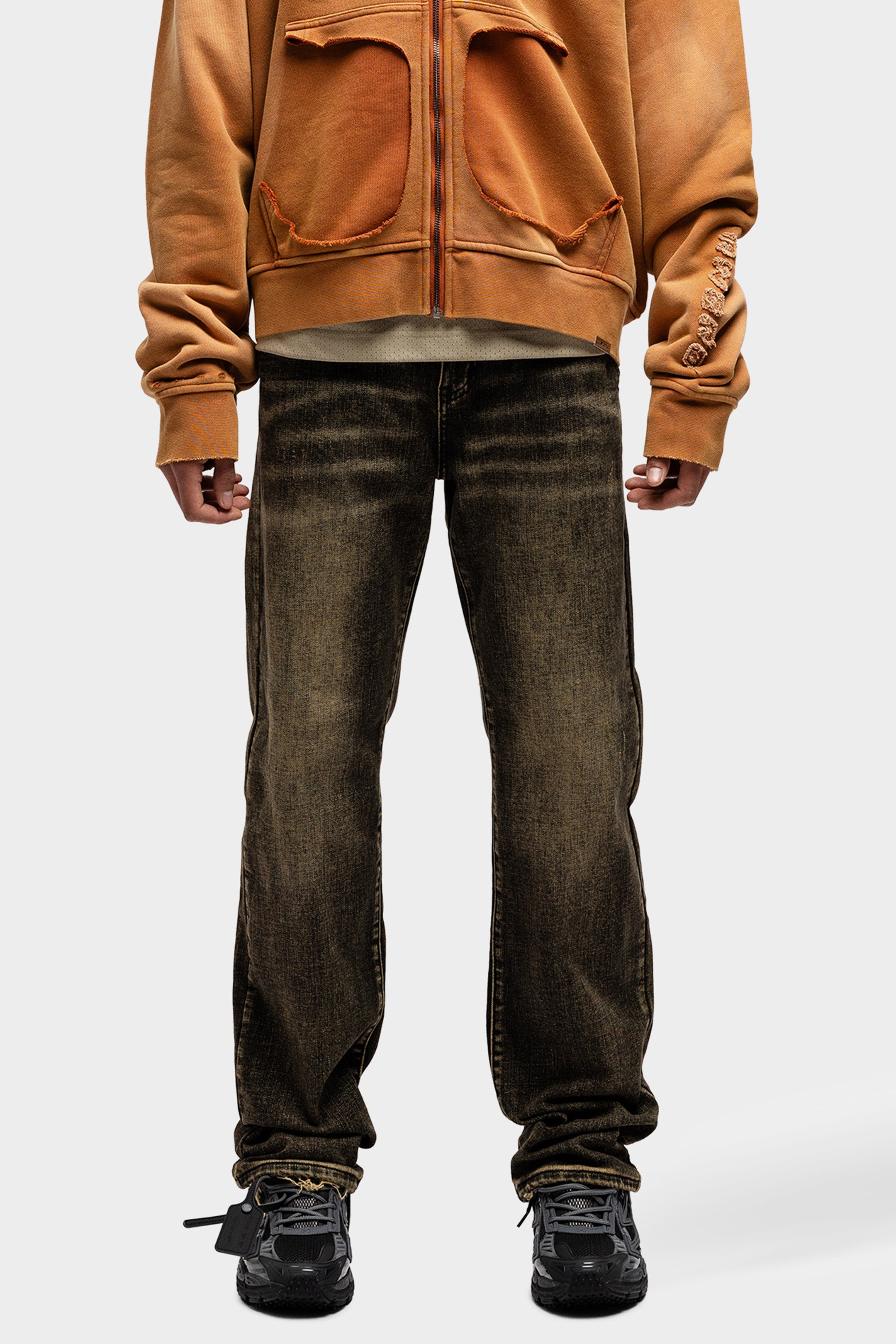 RELAXED SHADOW WASHED DENIM JEANS