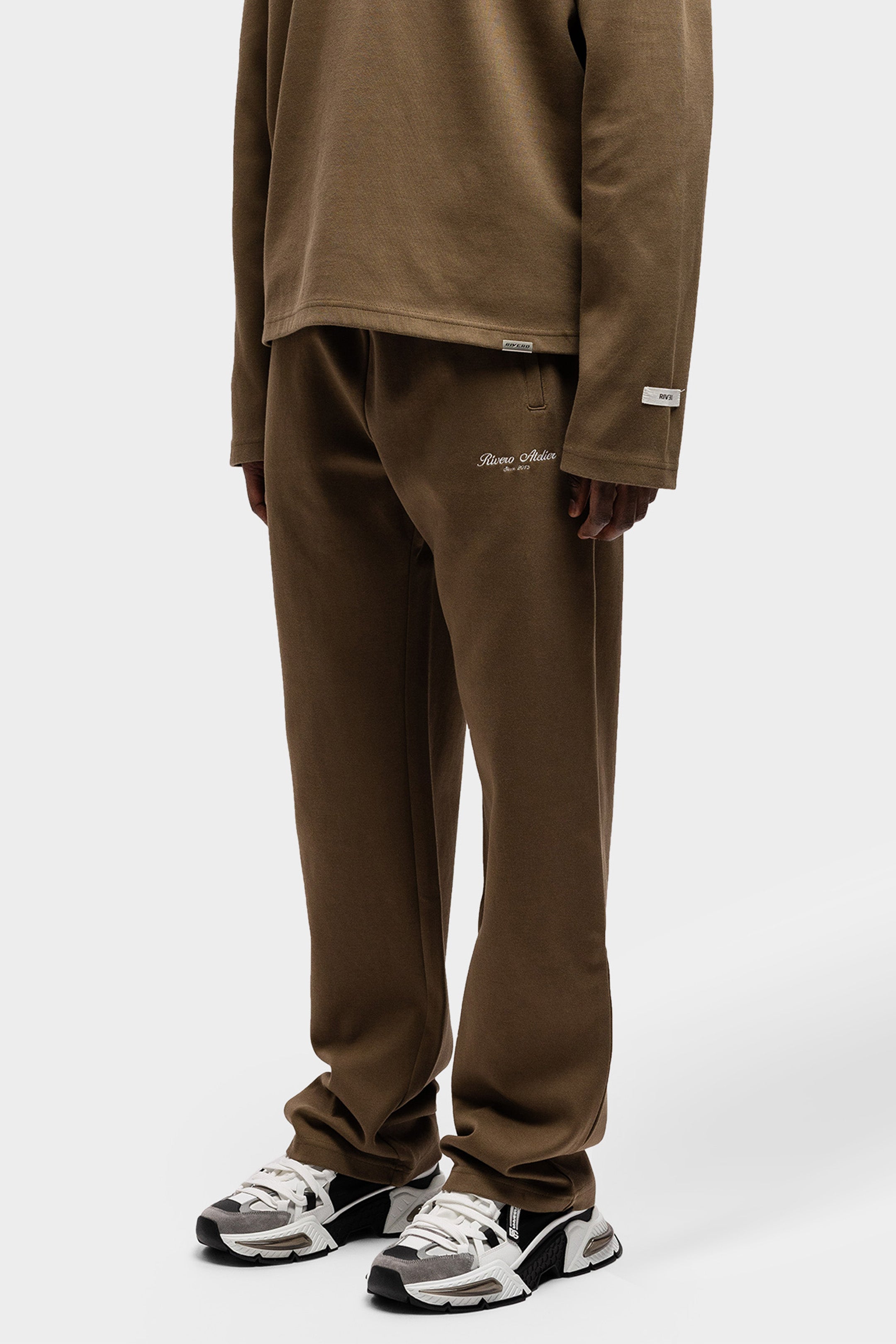 JOGGER EARTHSTONE