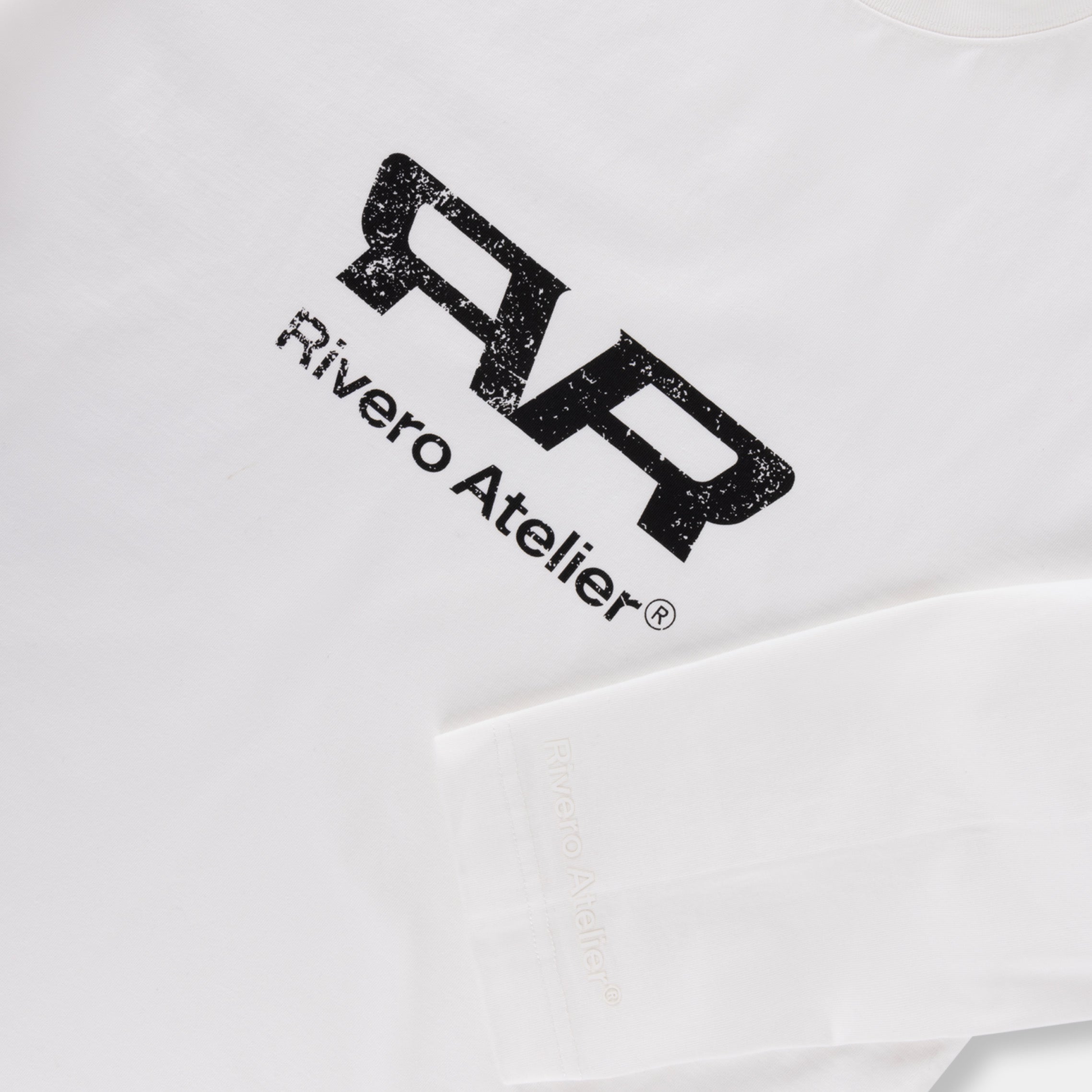 ATELIER FORM LONGSLEEVE