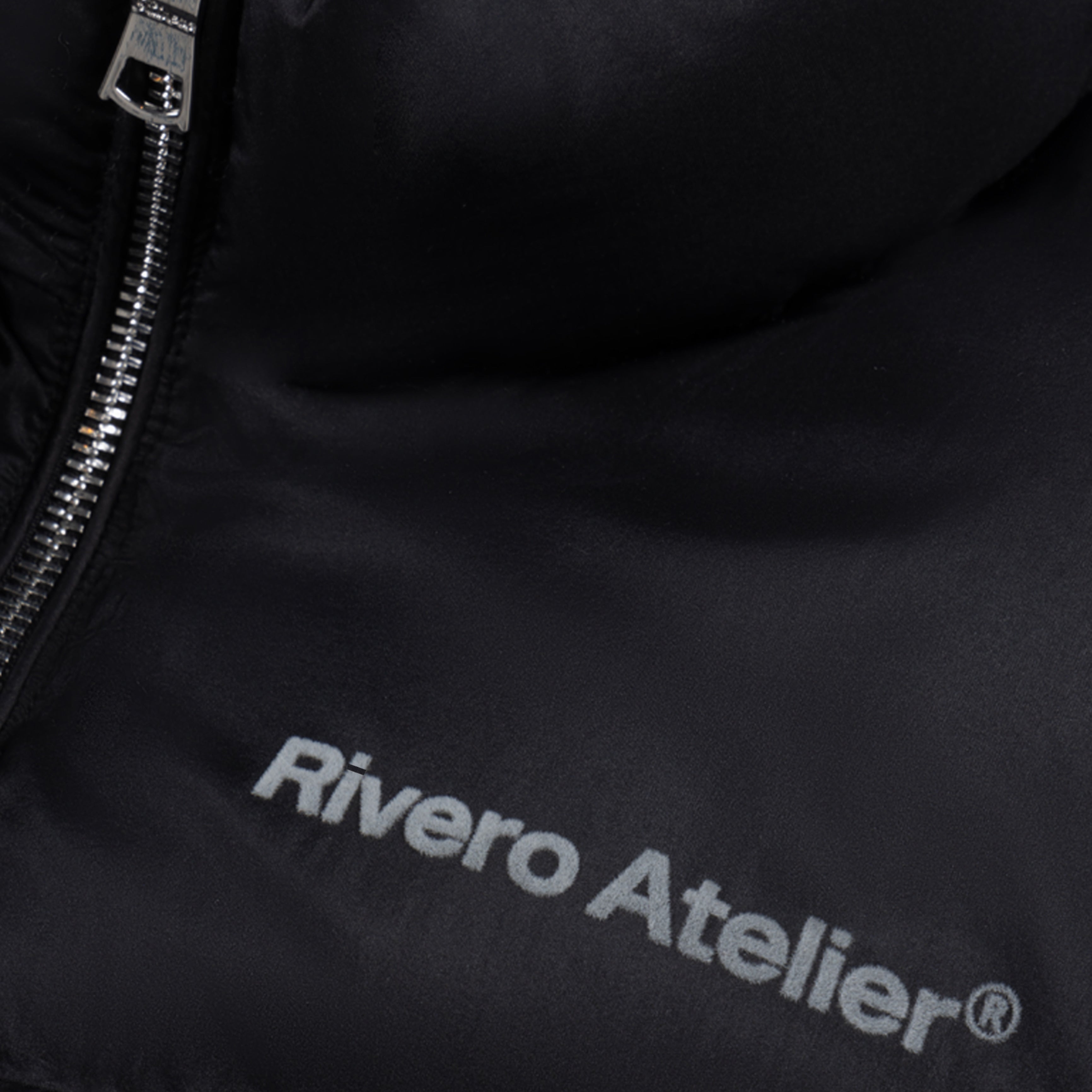 STUDIO PUFFER VEST BLACK PRE-ORDER