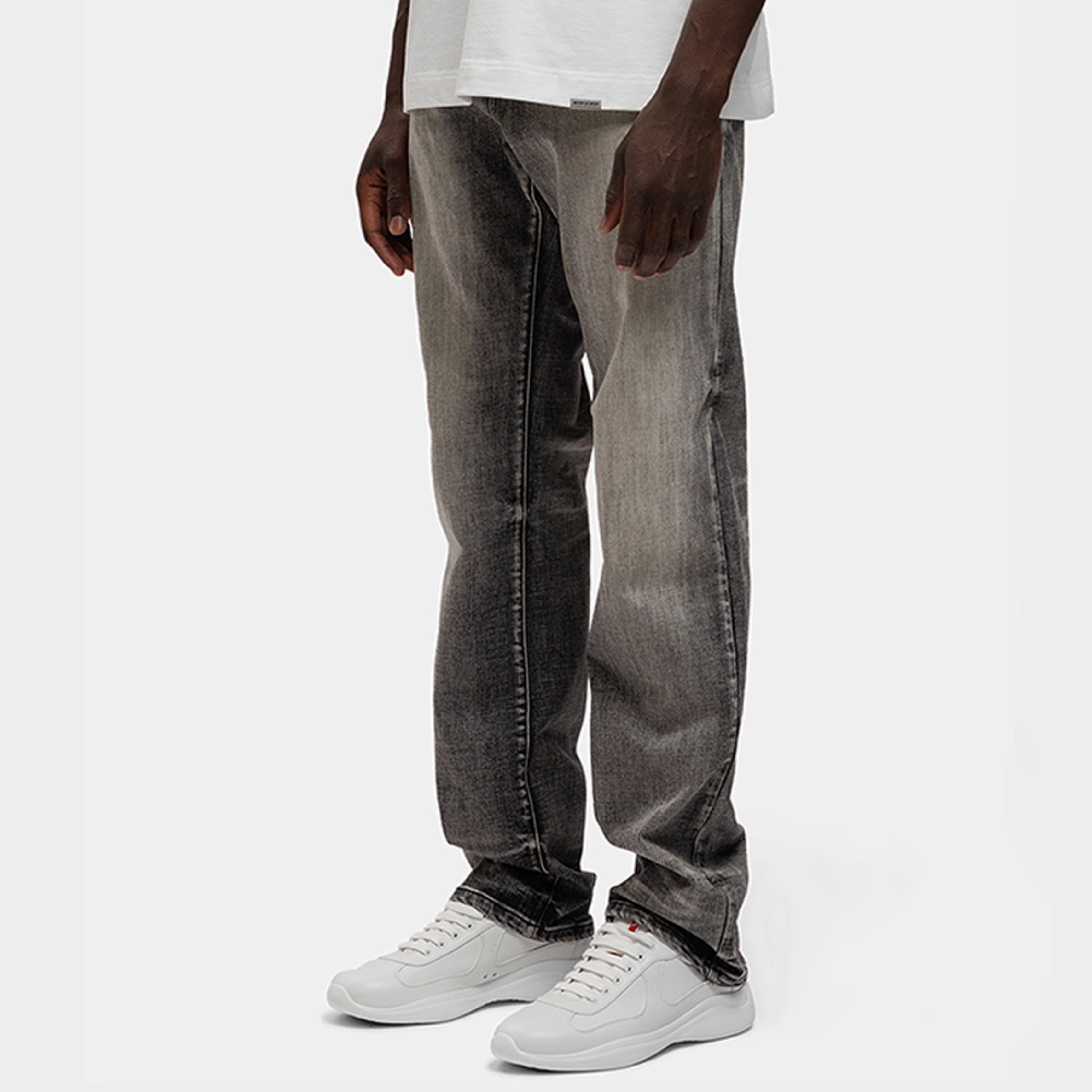 REGULAR PLAIN METAL WASHED DENIM JEANS