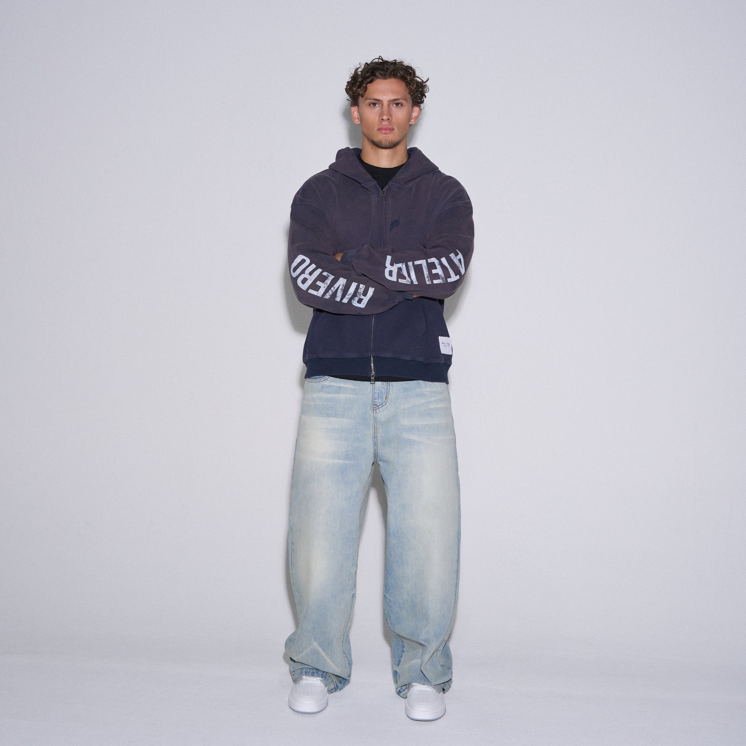 INTL. WASHED WAFFLE ZIP HOODIE NAVY