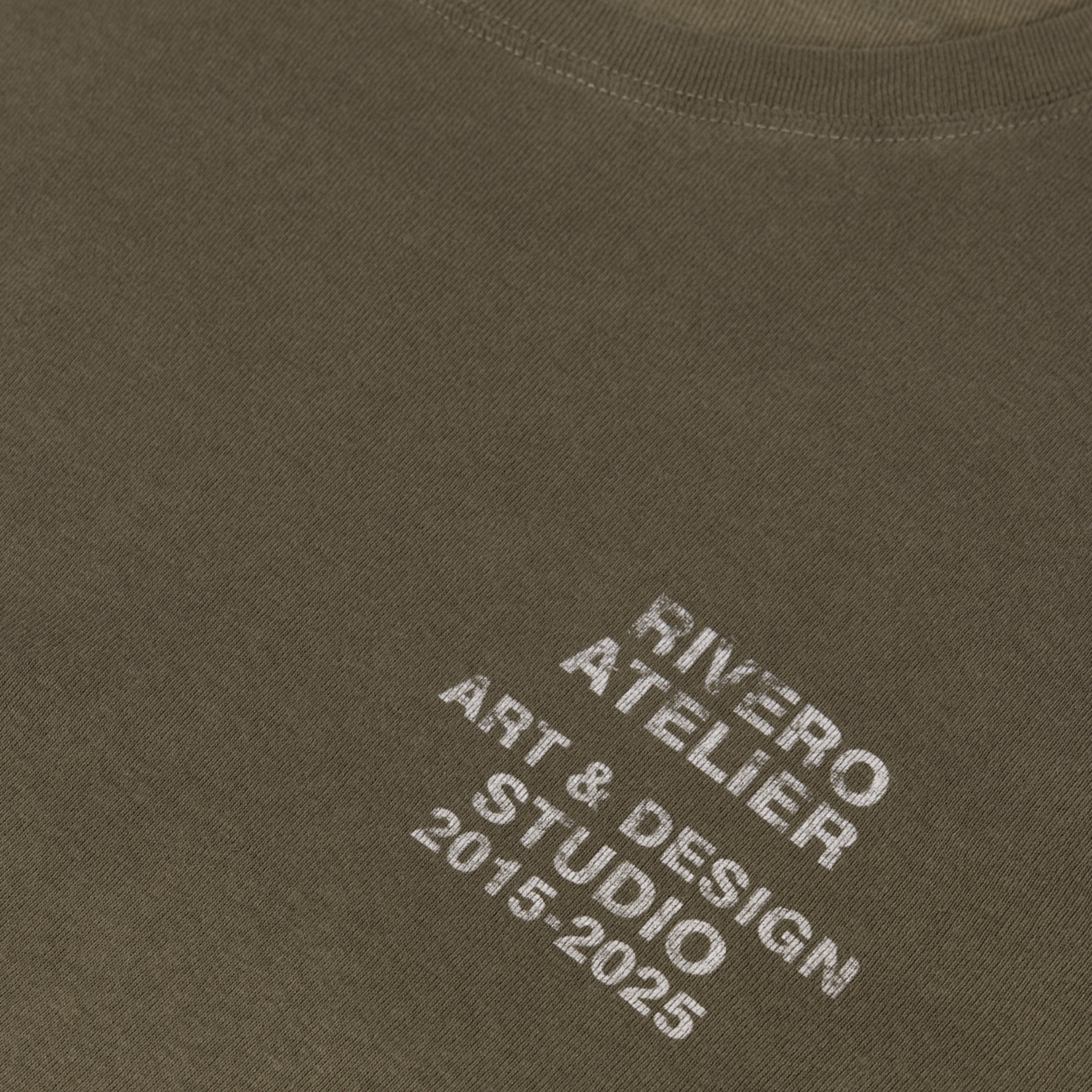 STUDIO WASHED LIGHTWEIGHT LONGSLEEVE OLIVE