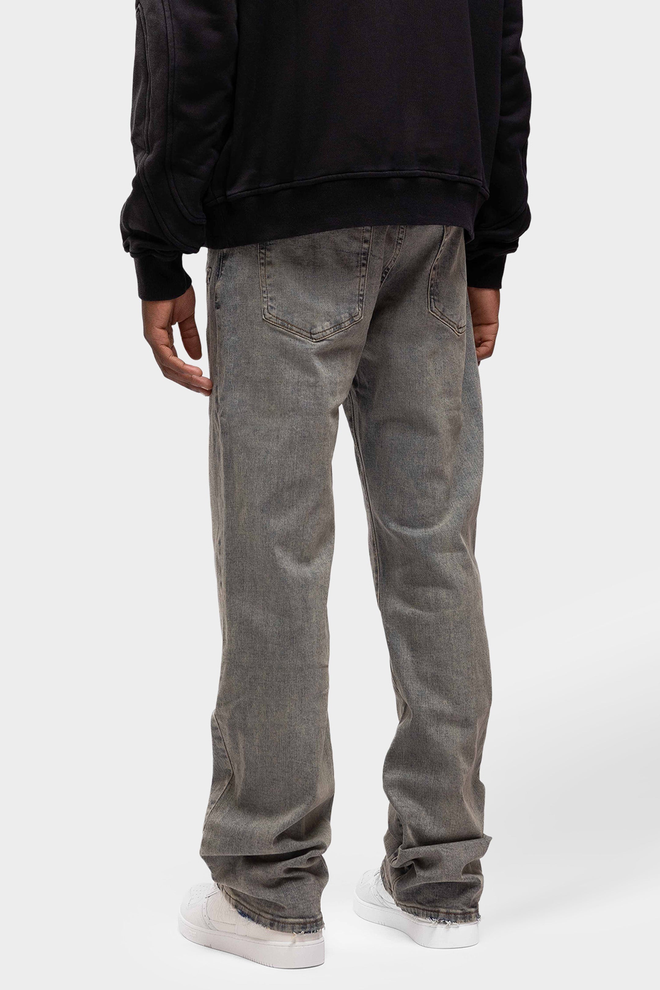 RELAXED VINTAGE WASHED EMBOSSED DENIM JEANS