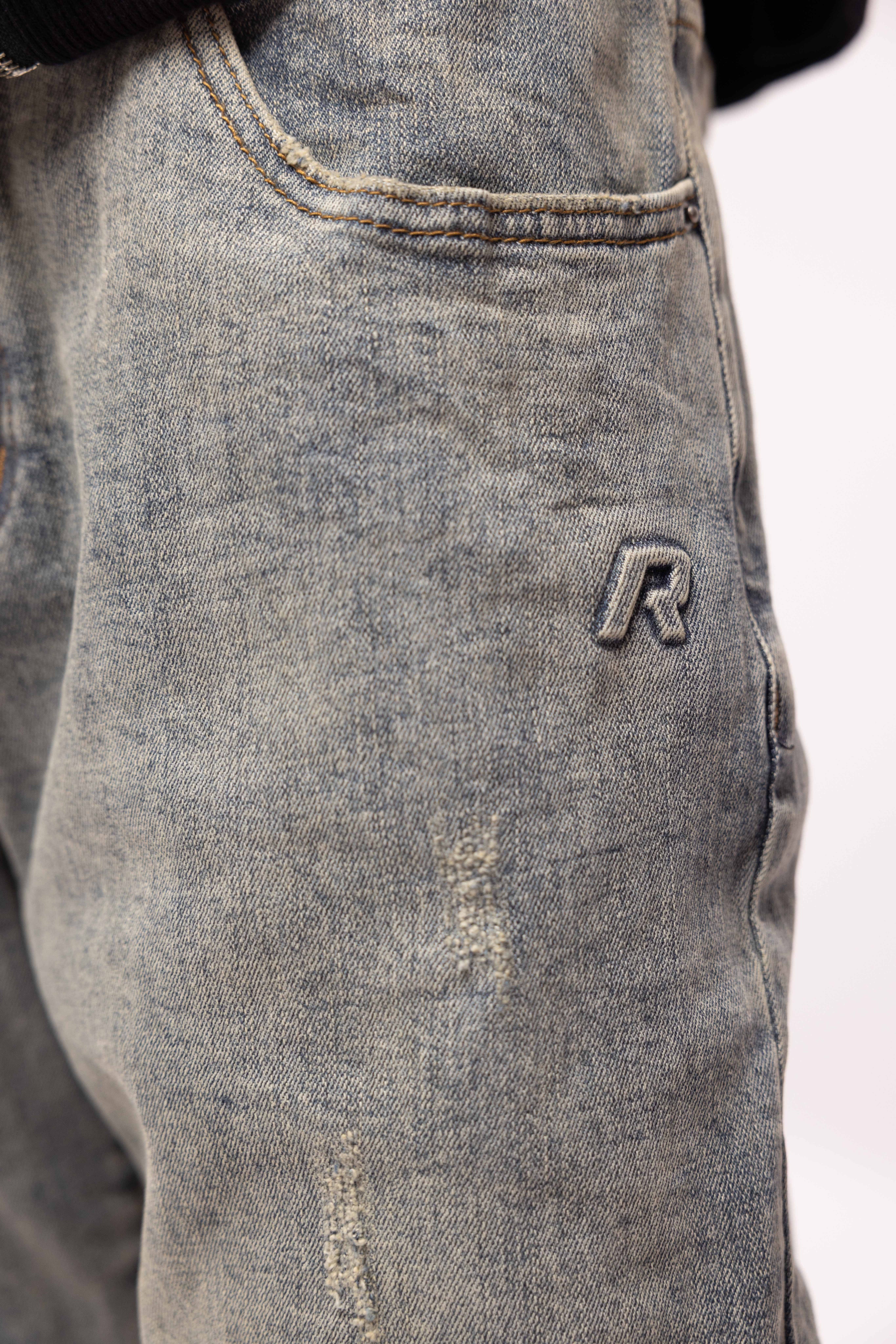 RELAXED VINTAGE WASHED EMBOSSED DENIM JEANS