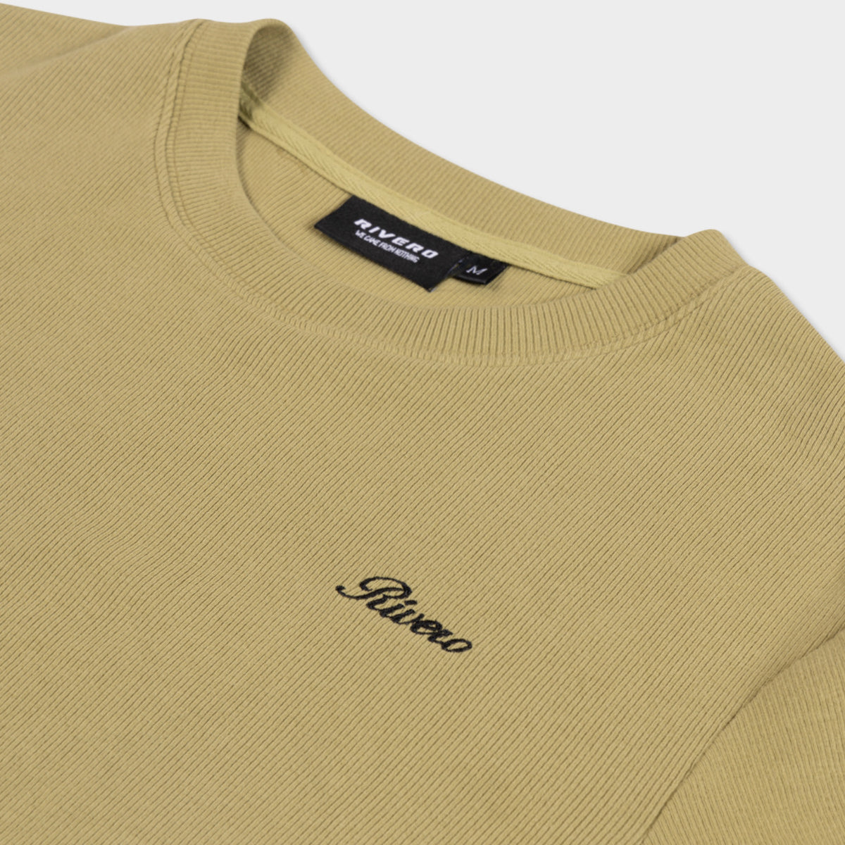 SIGNATURE SLIM-FIT RIBBED LONGSLEEVE OLIVE