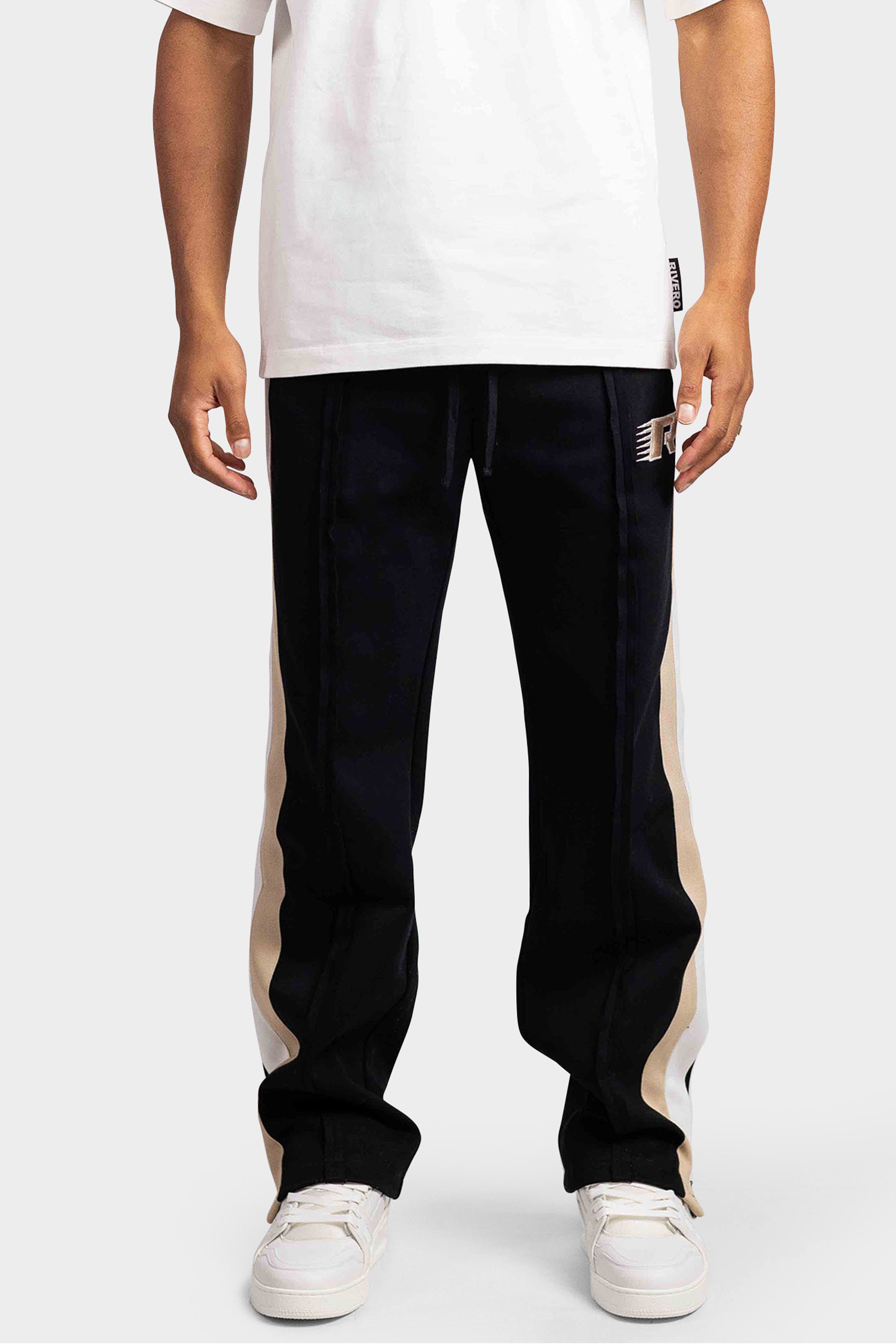 RAW SEAM STRAIGHT LEG ZIP JOGGER BLACK