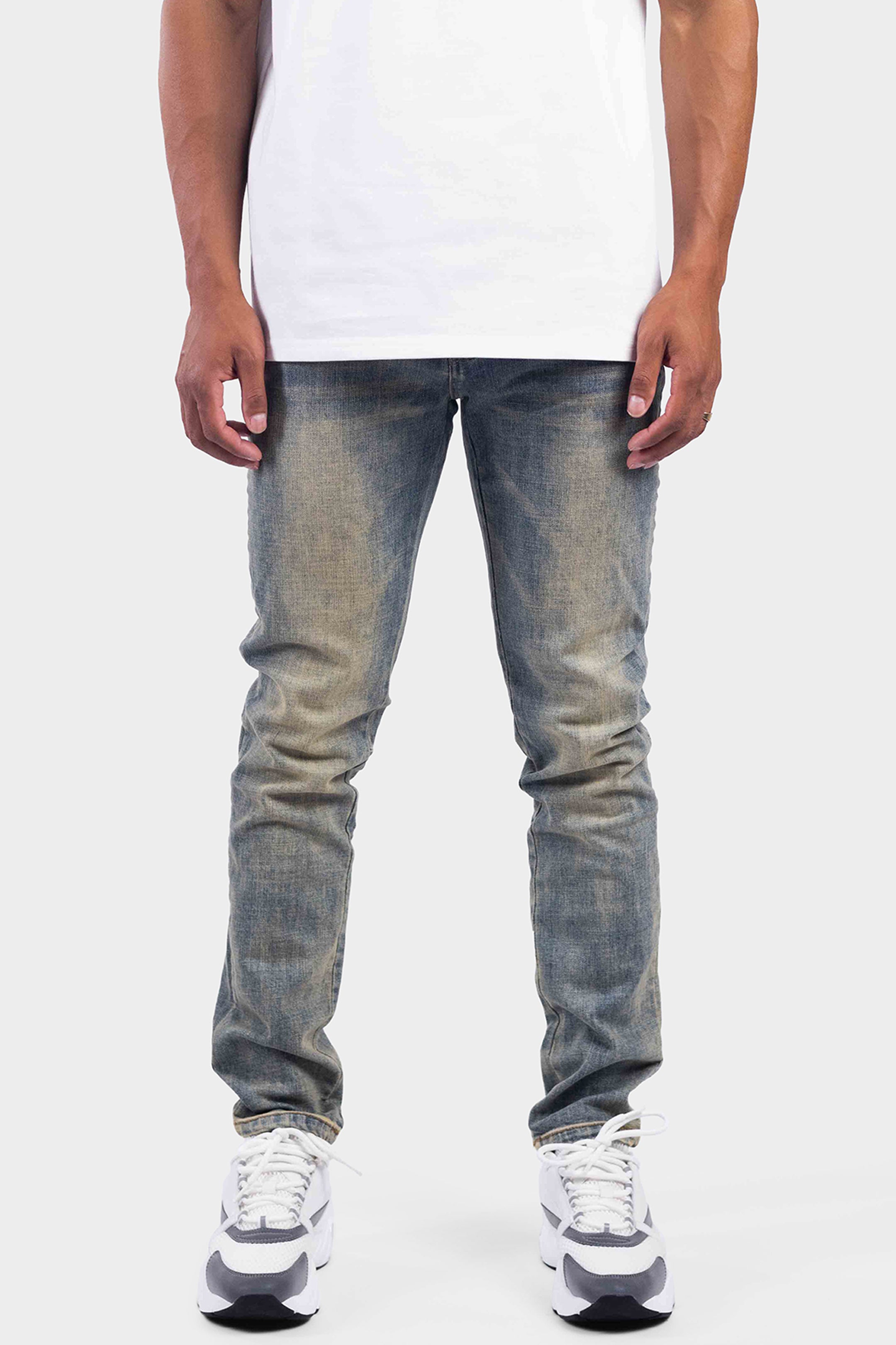 STRAIGHT DENIM JEANS