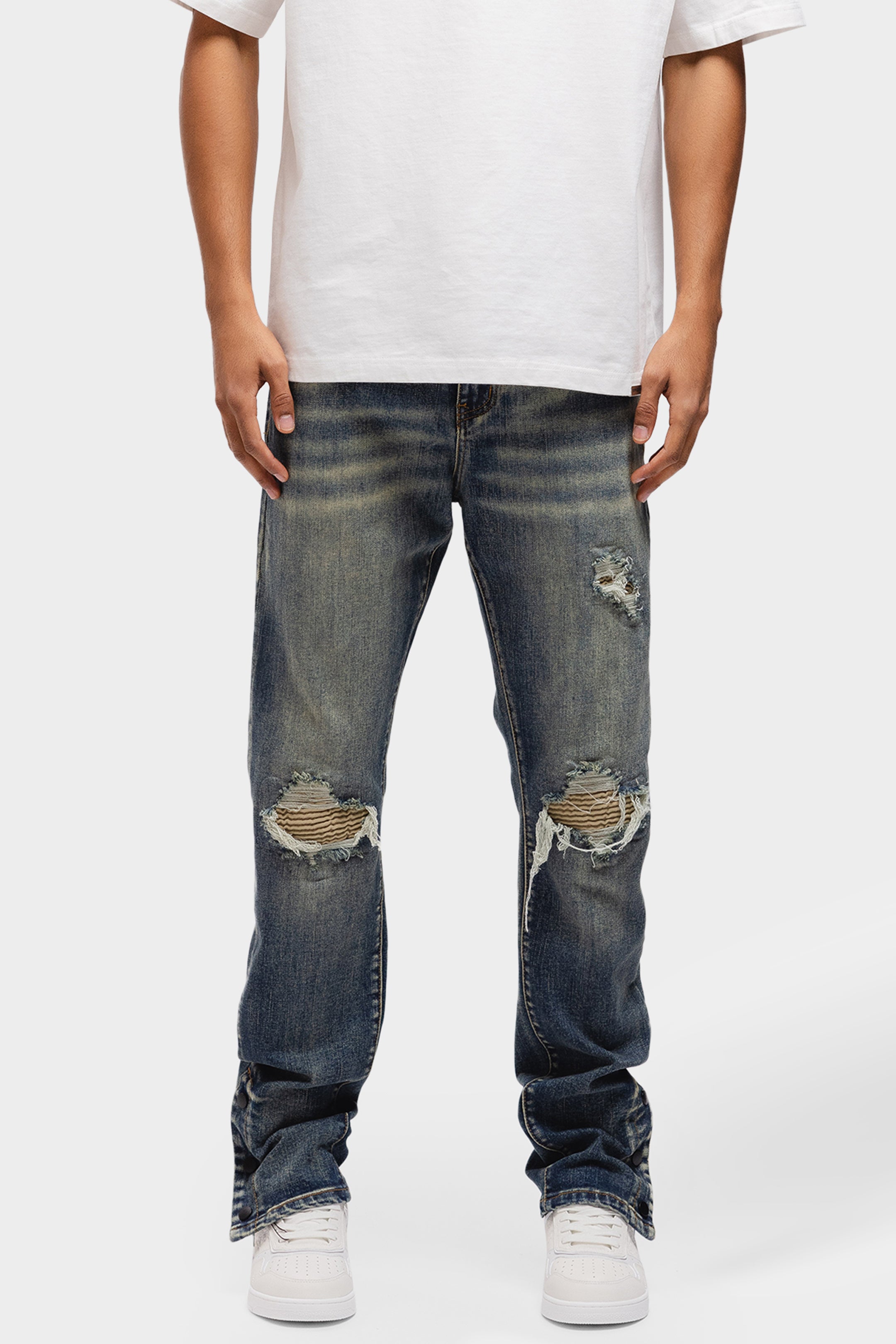 BUTTON RIPPED DENIM JEANS DARK BLUE