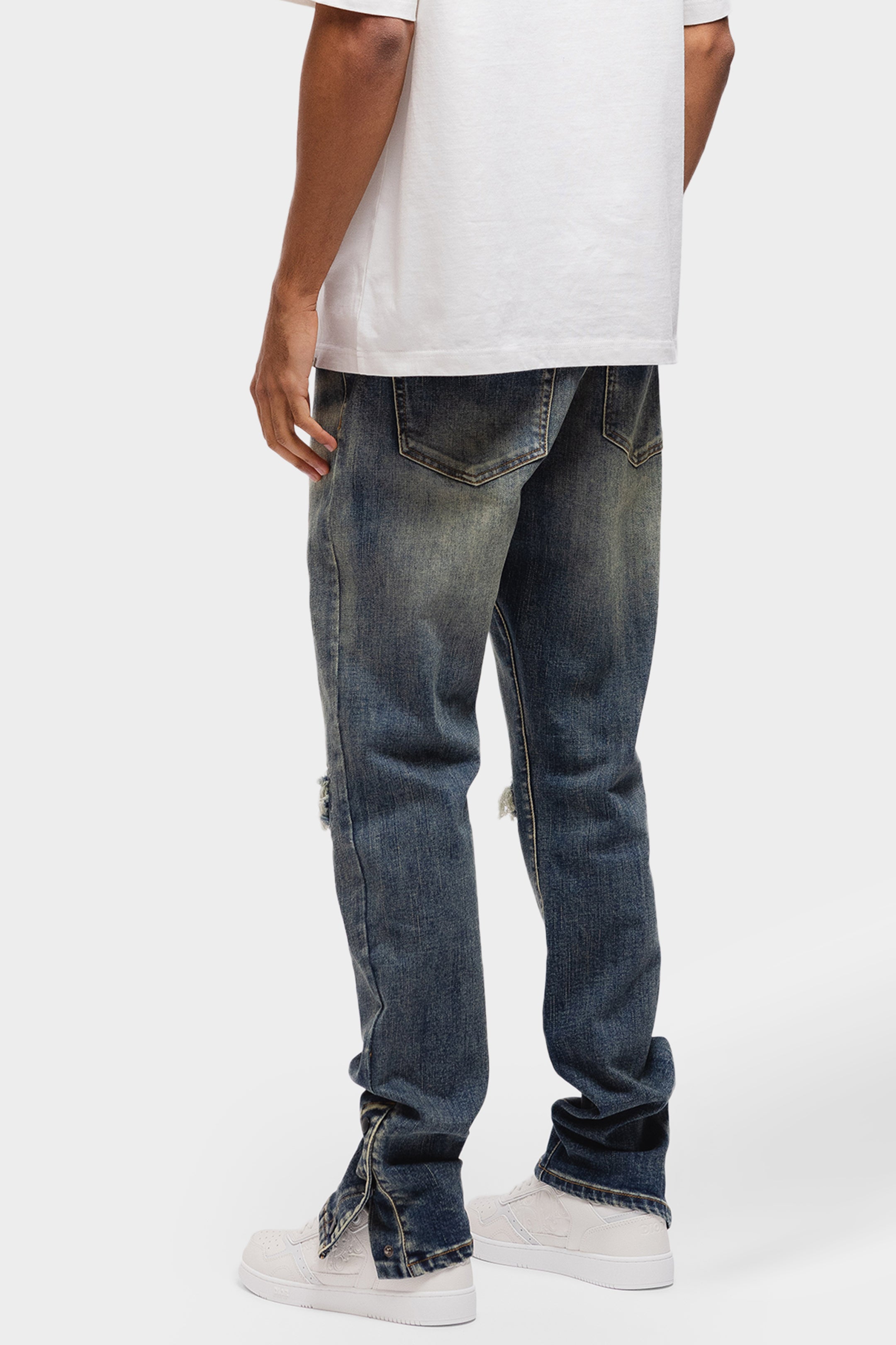 BUTTON RIPPED DENIM JEANS DARK BLUE