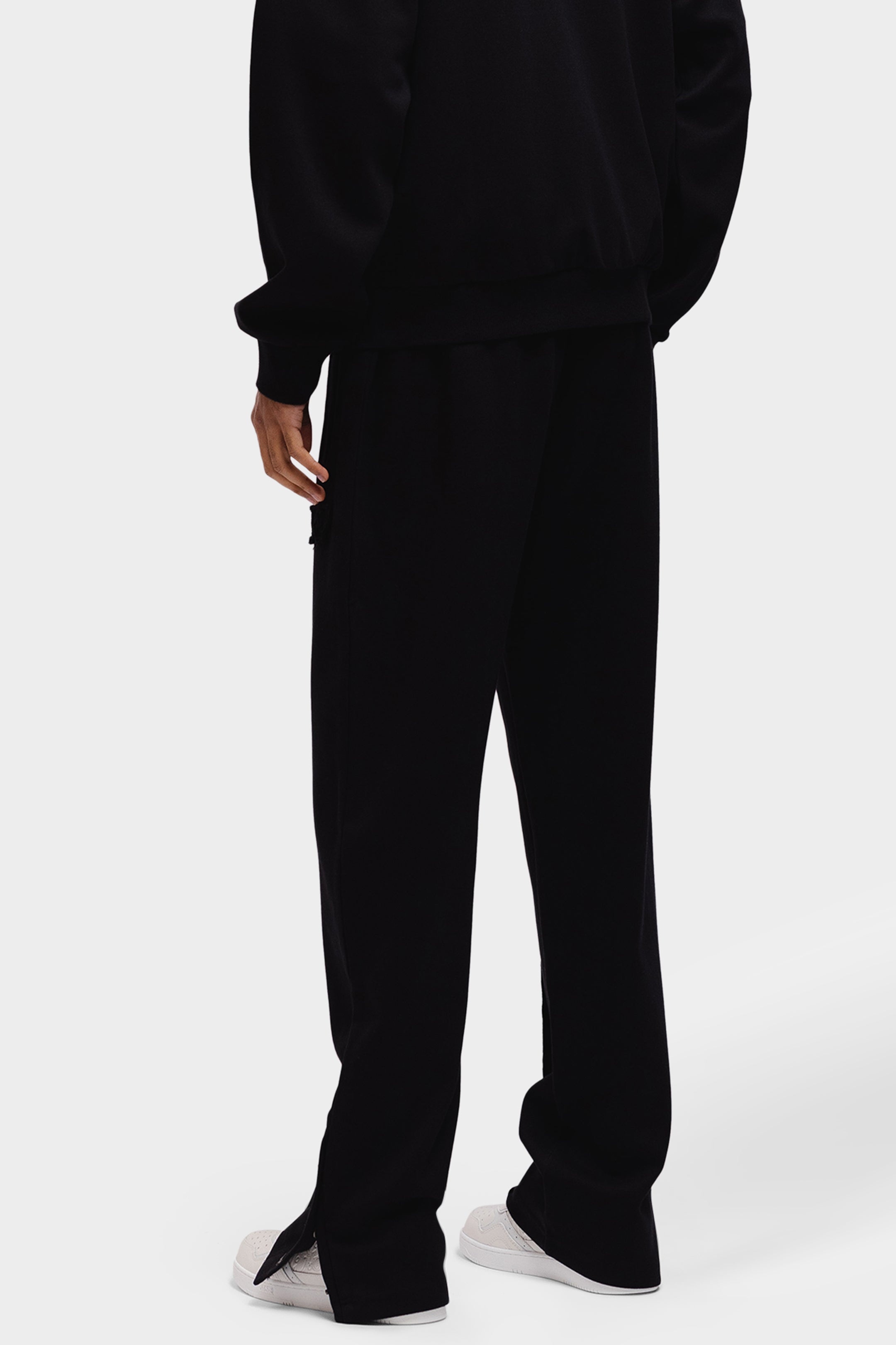 URBAN STRAIGHT LEG JOGGER BLACK