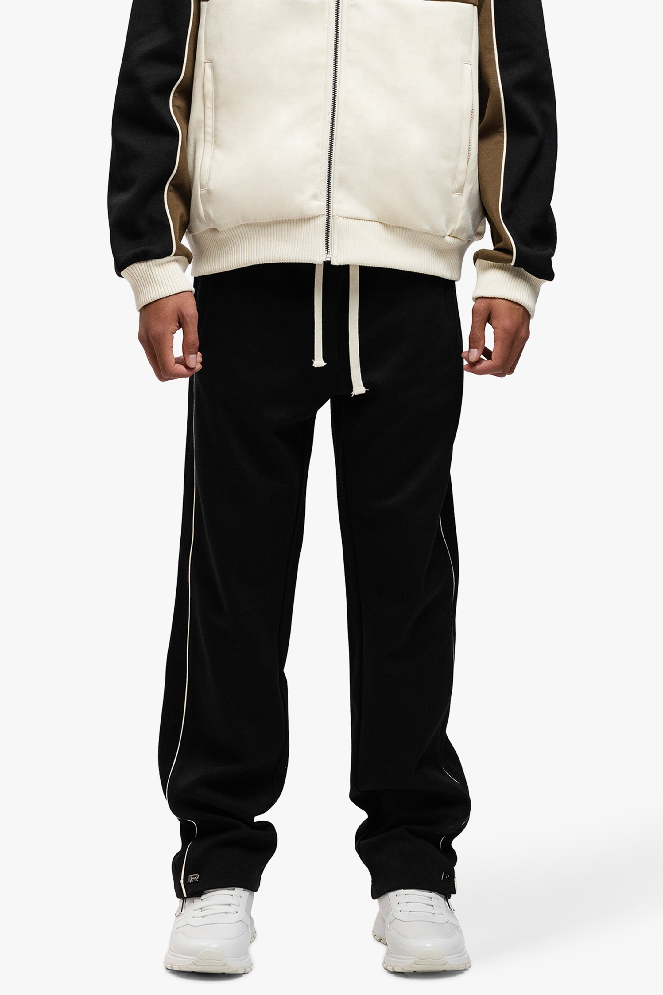 BUTTONED JOGGER BLACK