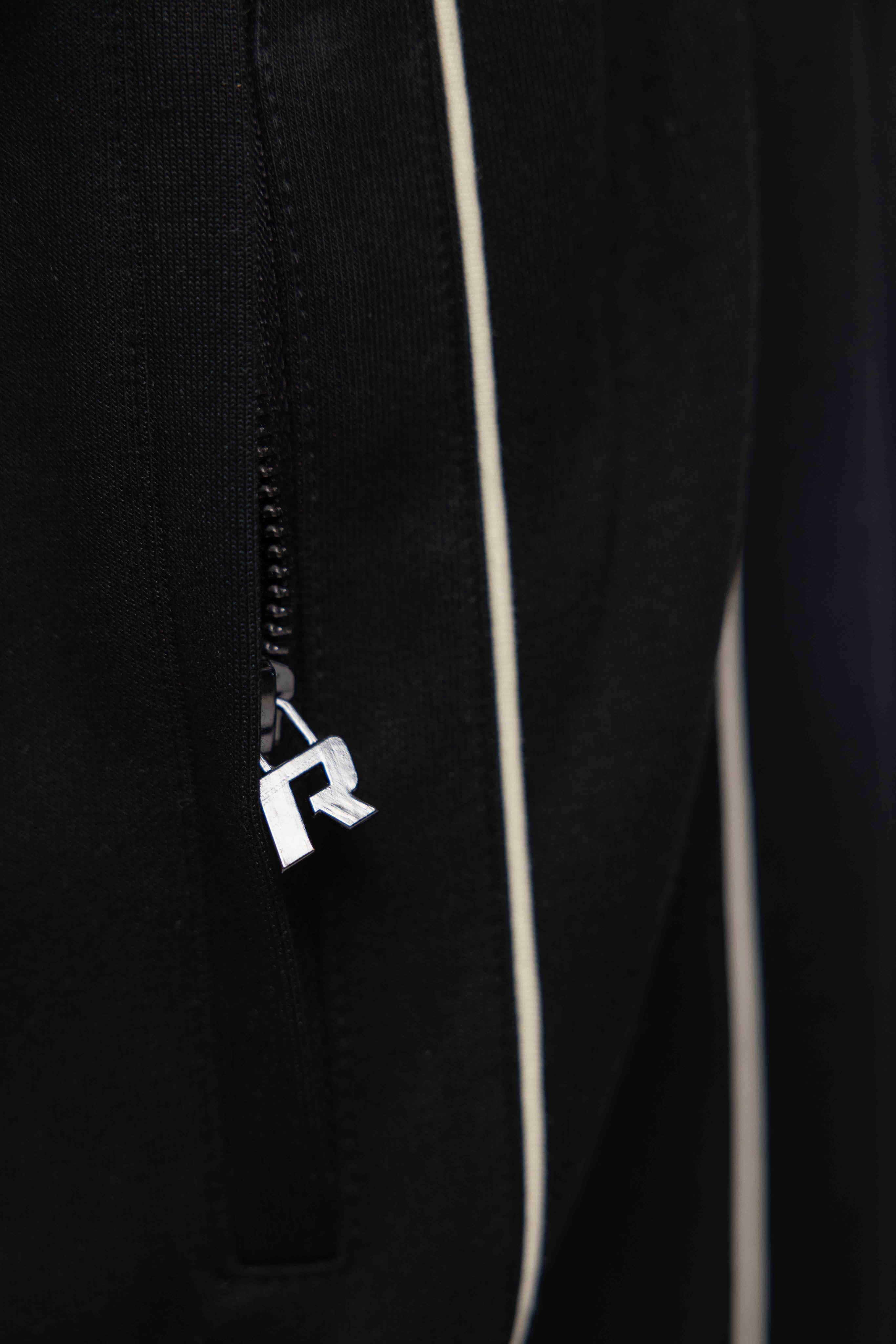 BUTTONED JOGGER BLACK