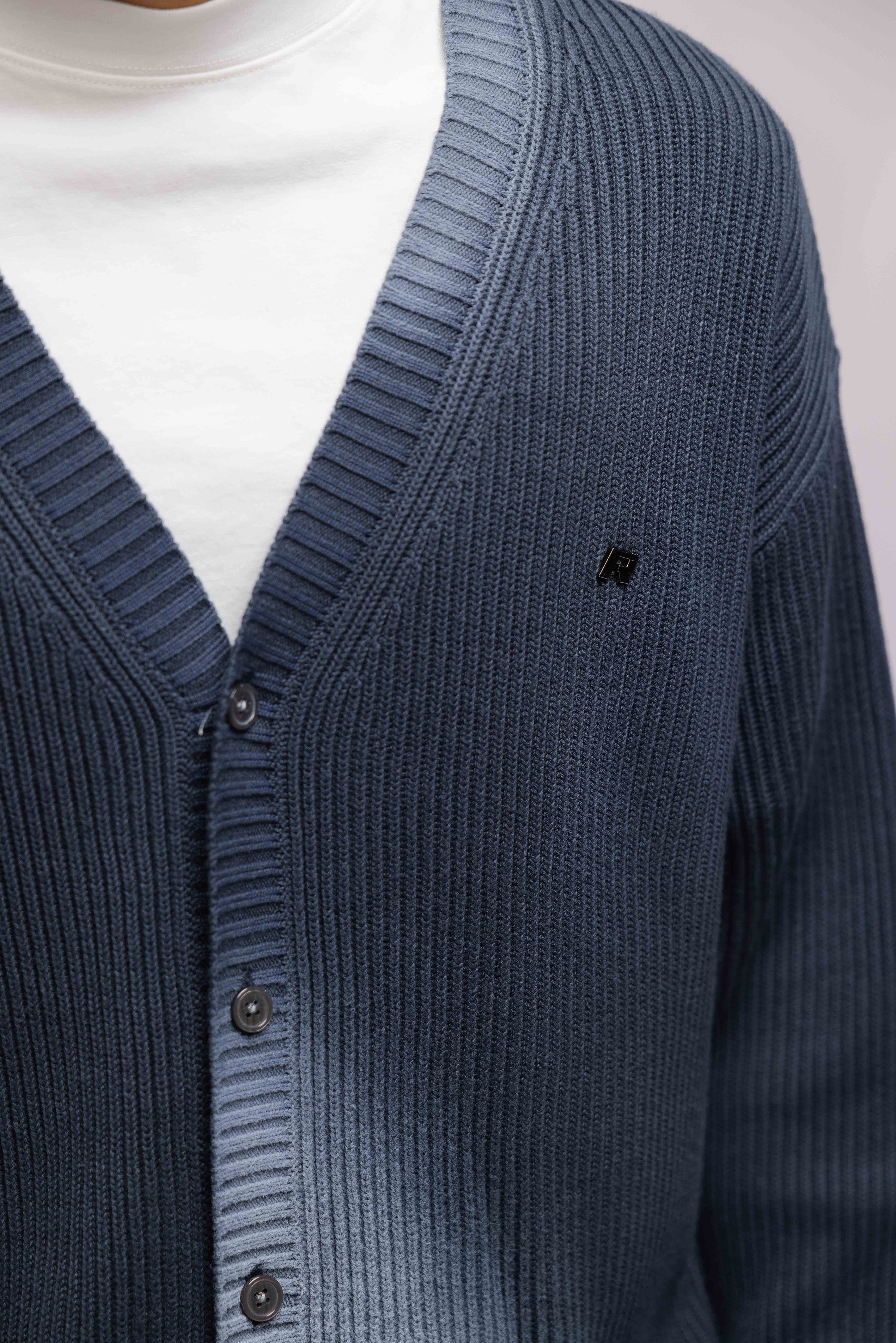 KNITTED CARDIGAN WASHED NAVY