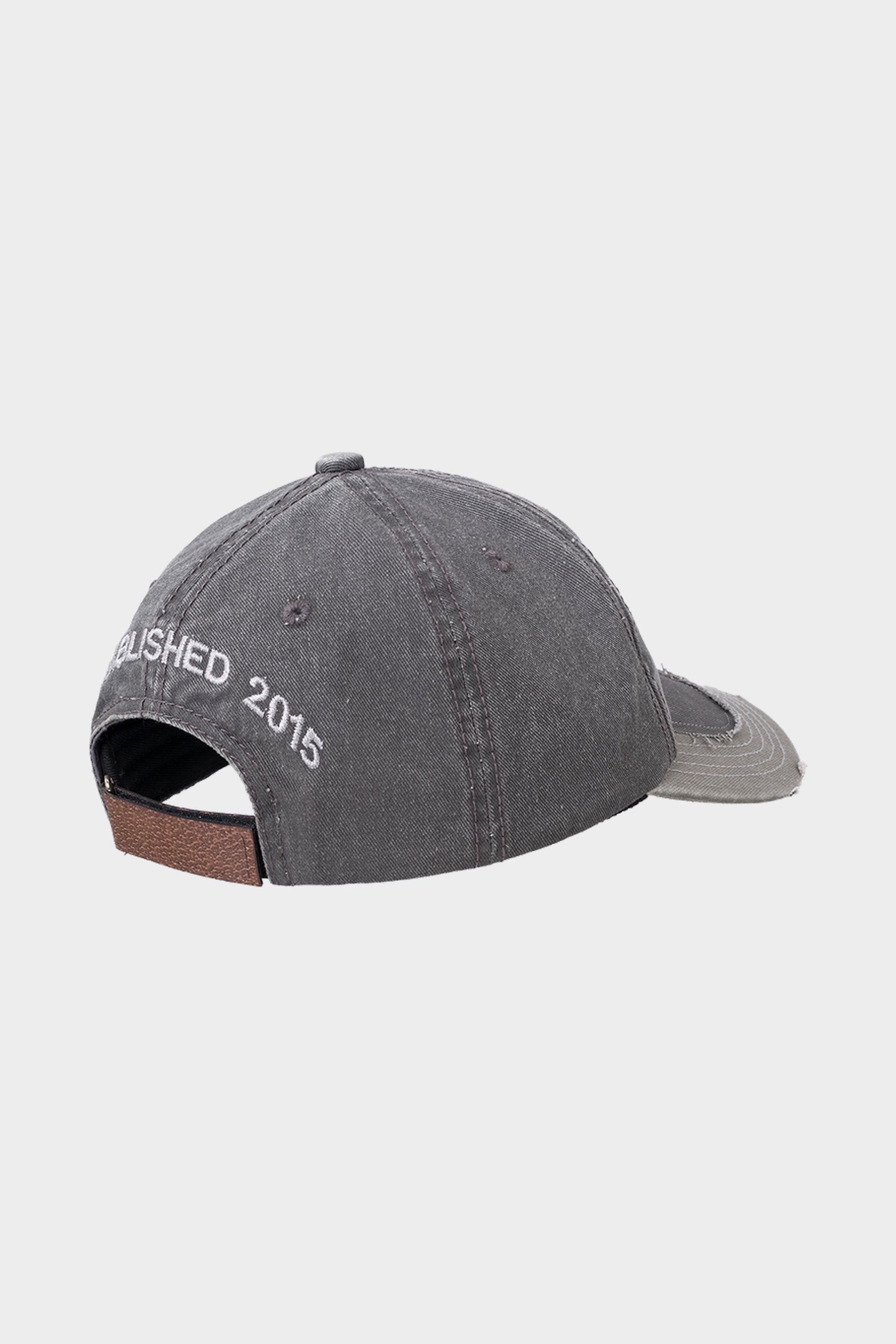 SCRIPT DISTRESSED CAP WASHED